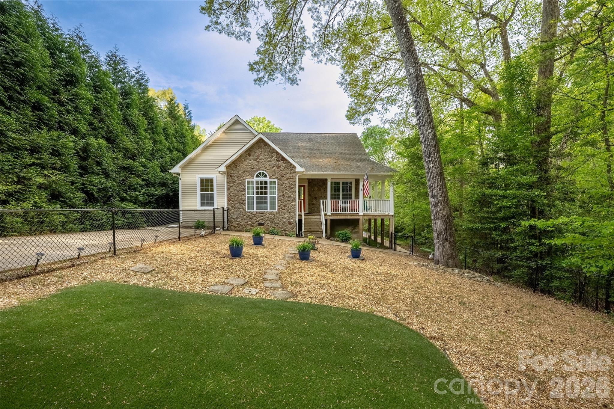 1325 Lytton Lane Property Photo 42