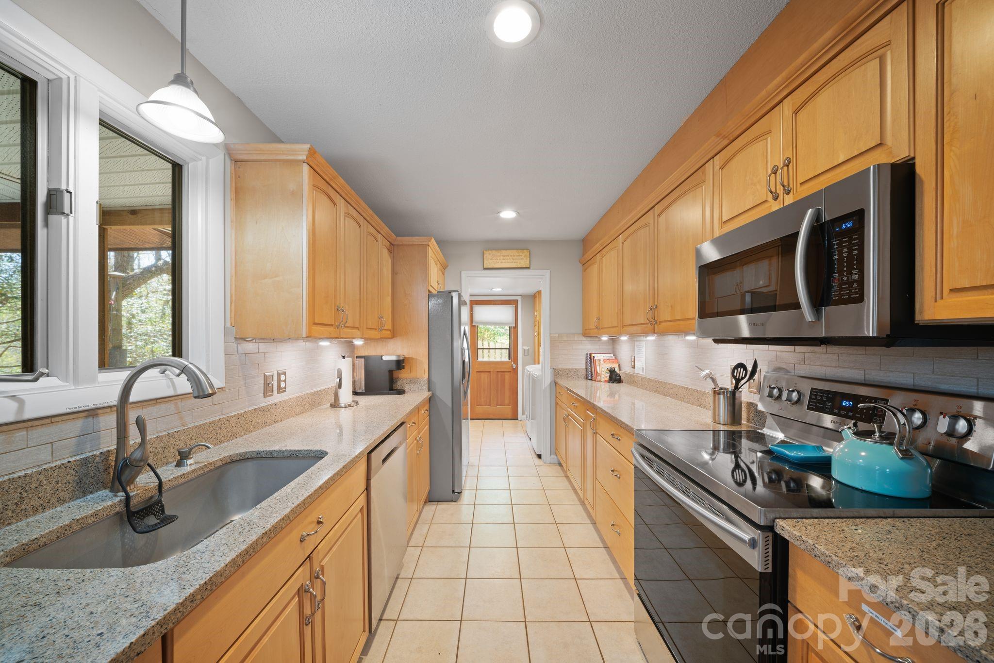 363 S Sequoyah Lane Property Photo 18