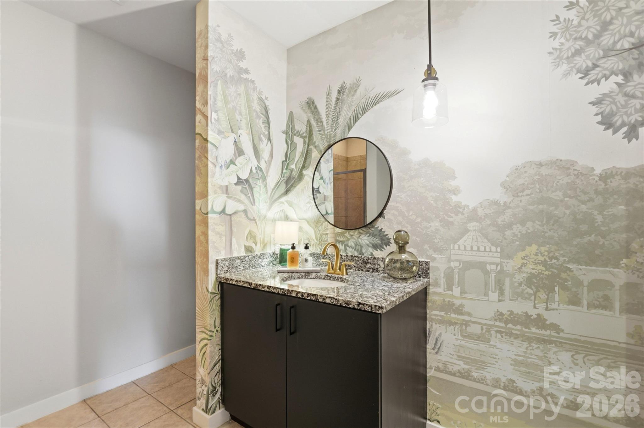 210 N Church Street 1807 Property Photo 22