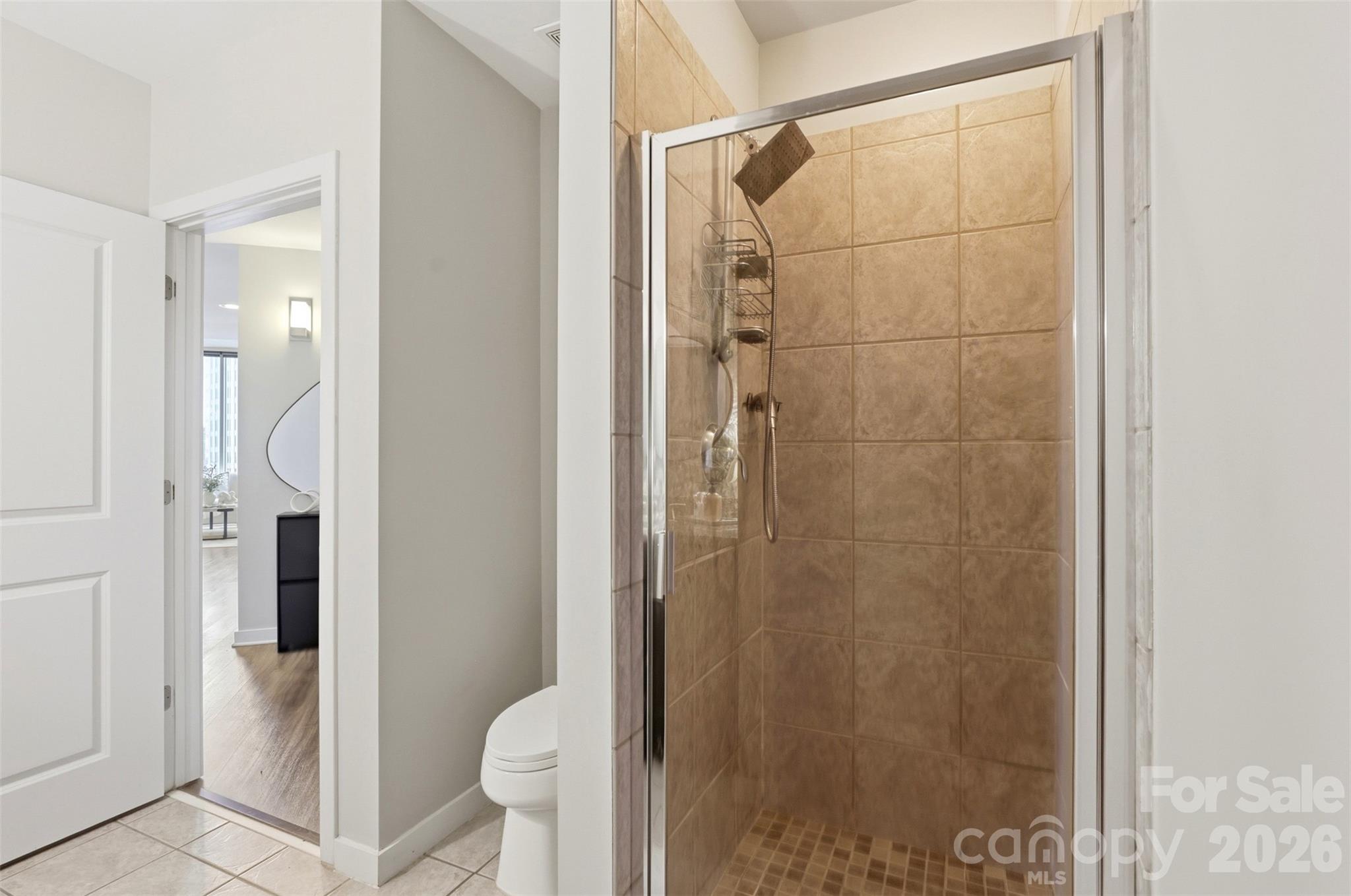 210 N Church Street 1807 Property Photo 23