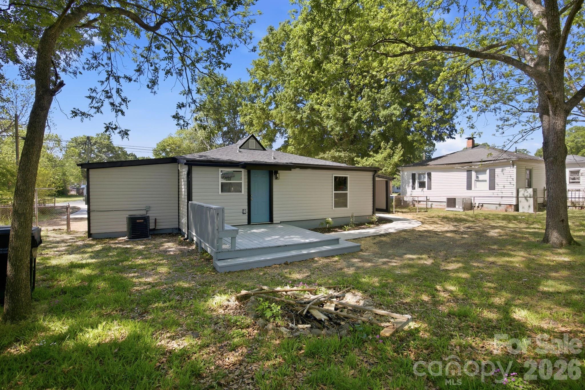 308 Highland Avenue Property Photo 10