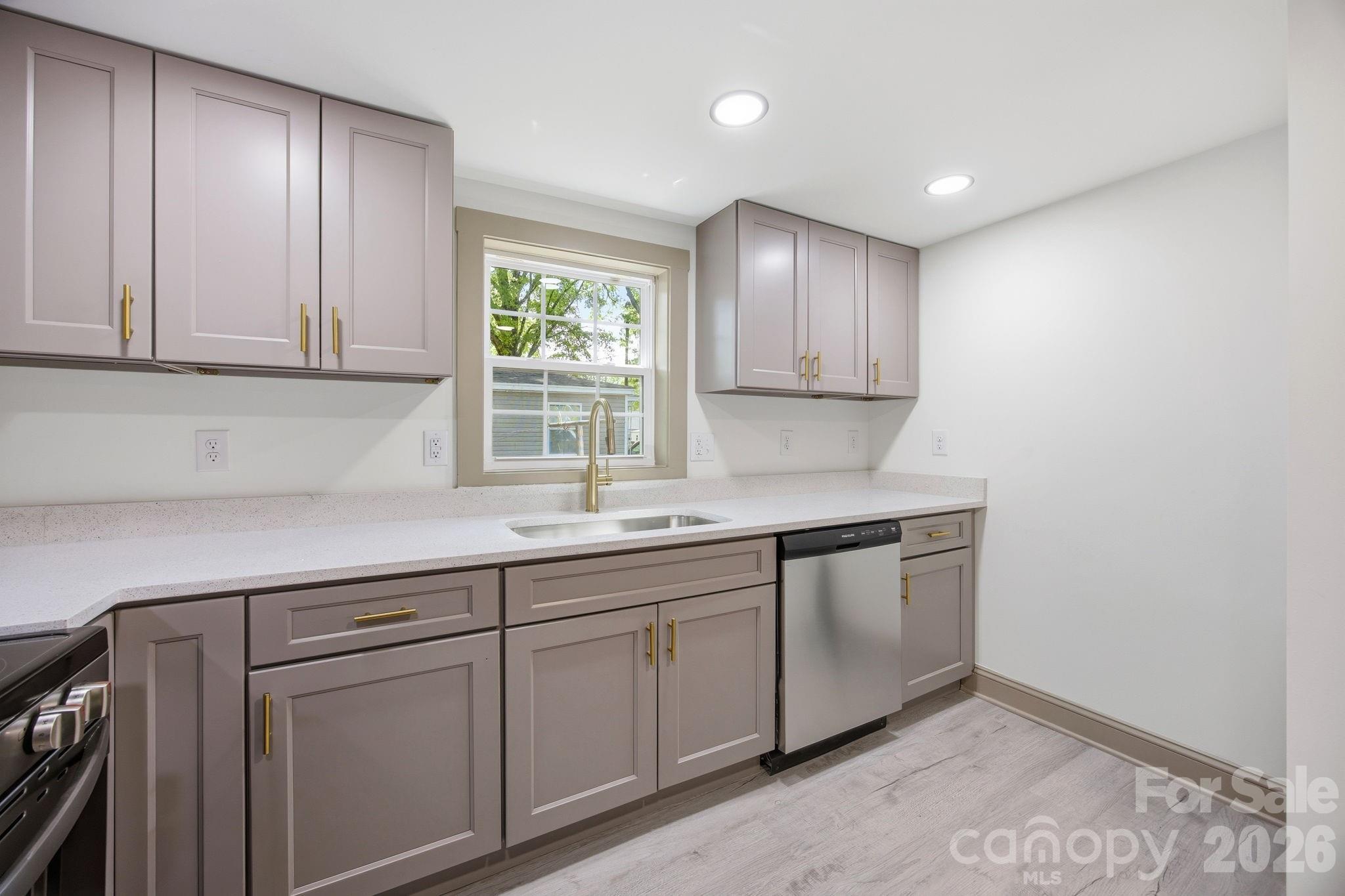 308 Highland Avenue Property Photo 23