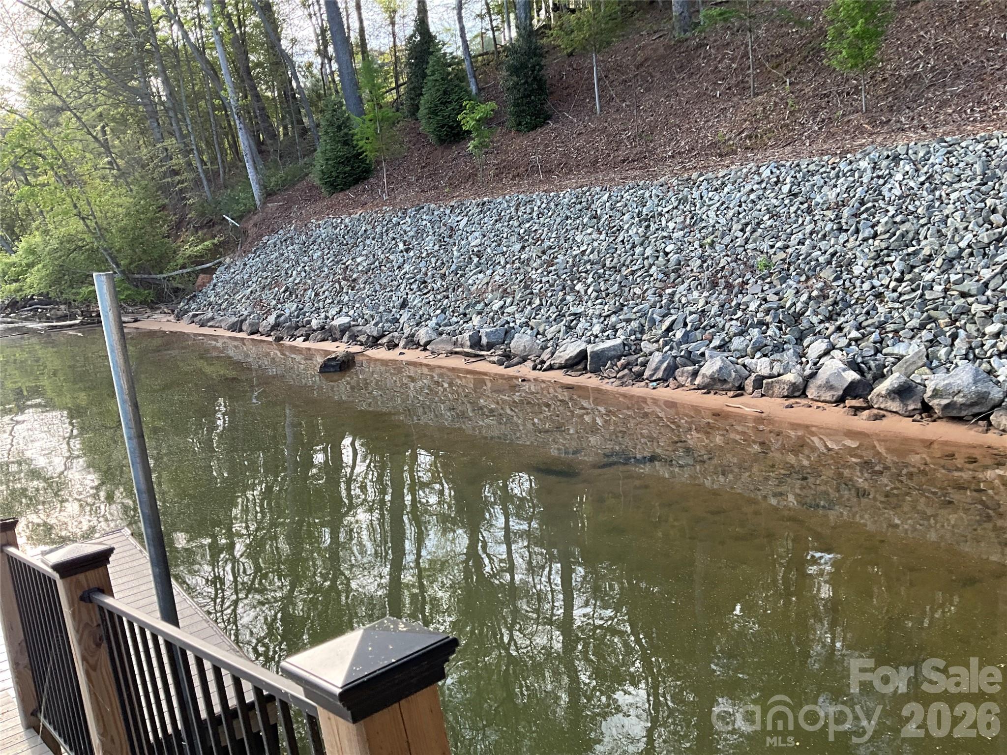105 Beacon Ridge Drive Property Photo 4