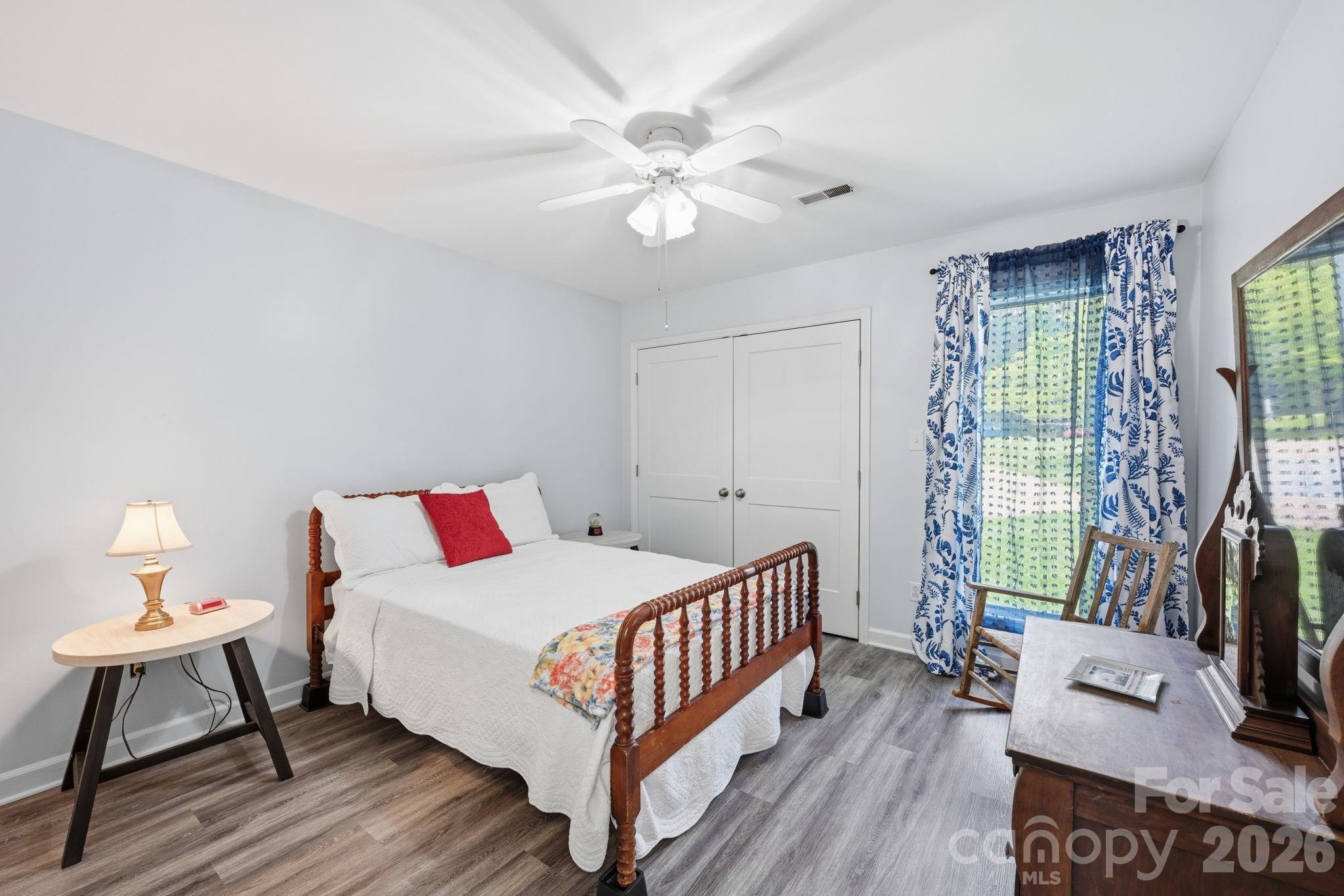 8029 Lucky Creek Lane Property Photo 21