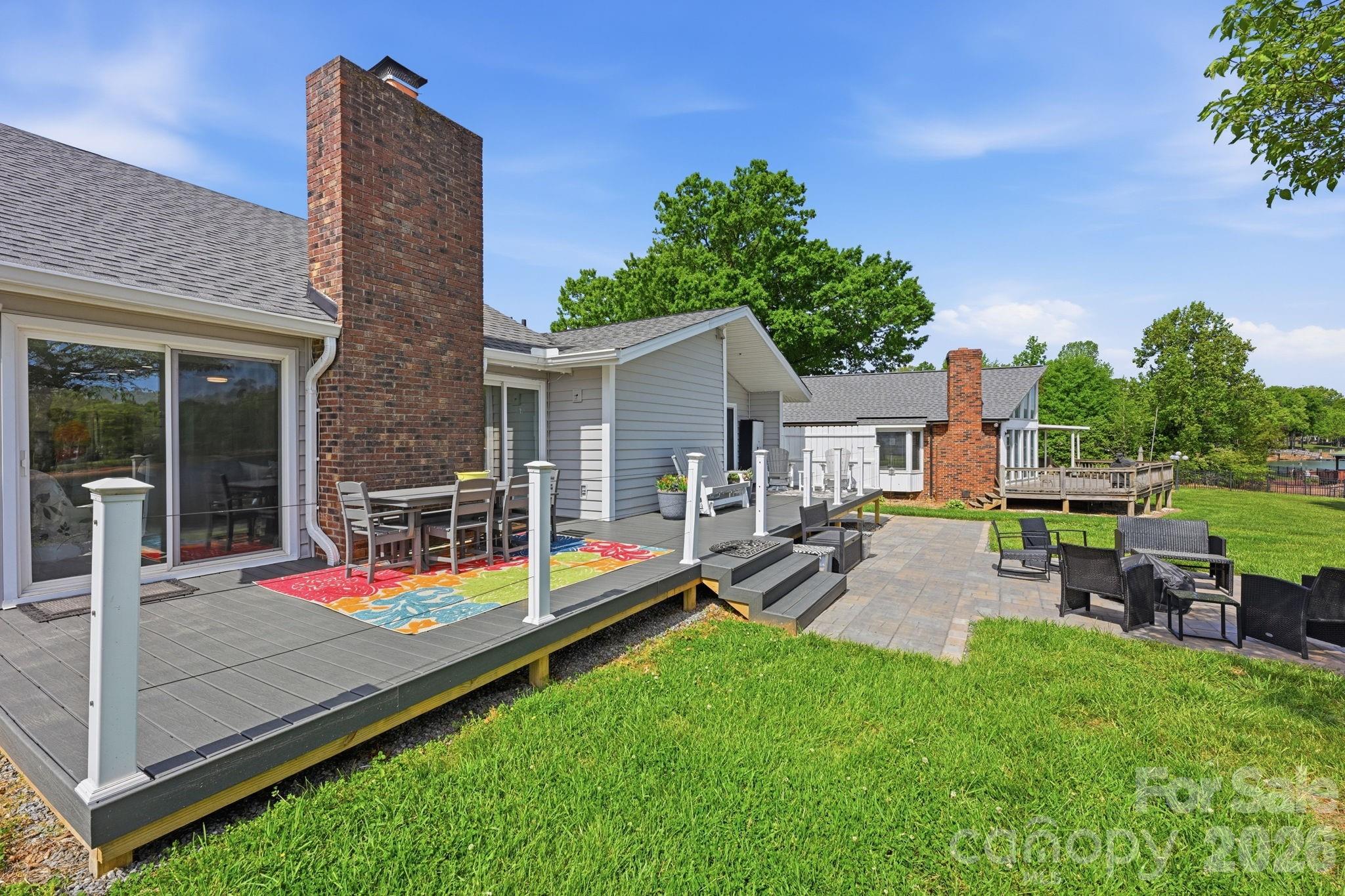 8029 Lucky Creek Lane Property Photo 25