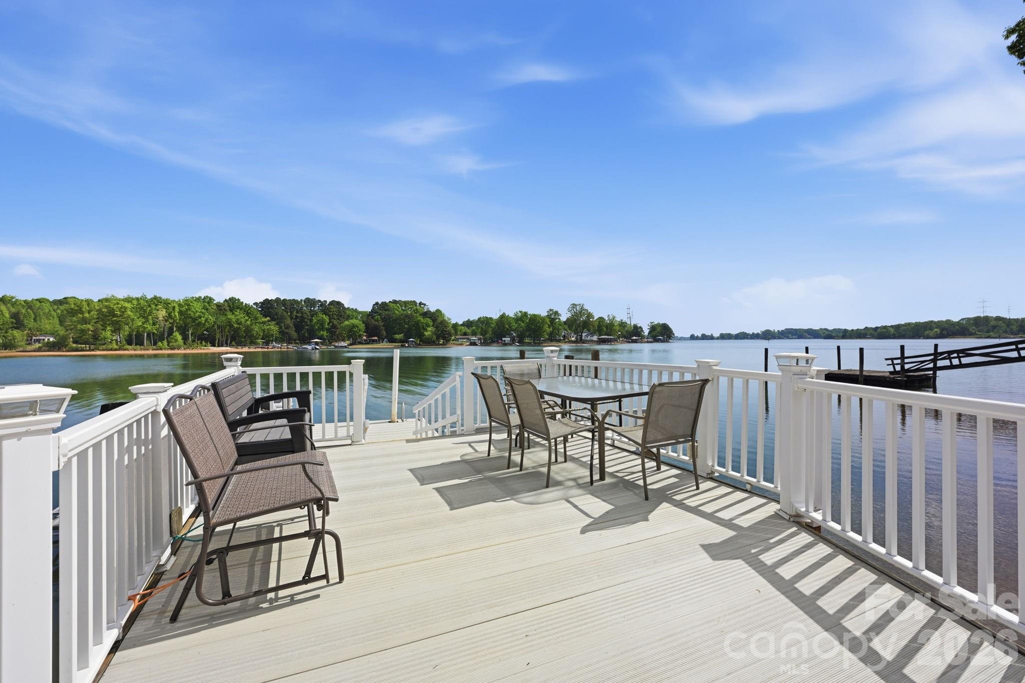 8029 Lucky Creek Lane Property Photo 32