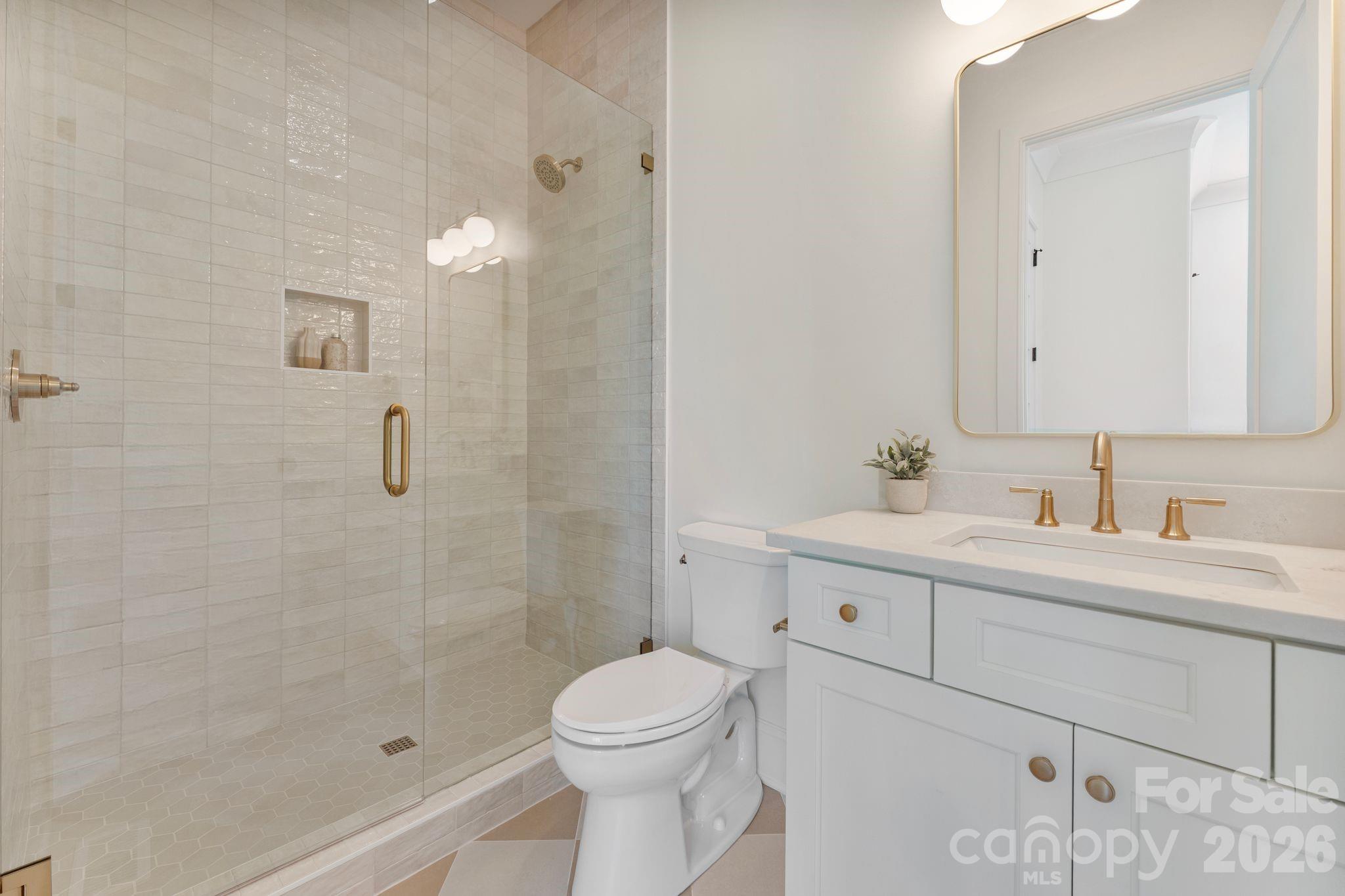 8016 Gulf Creek Road Property Photo 9