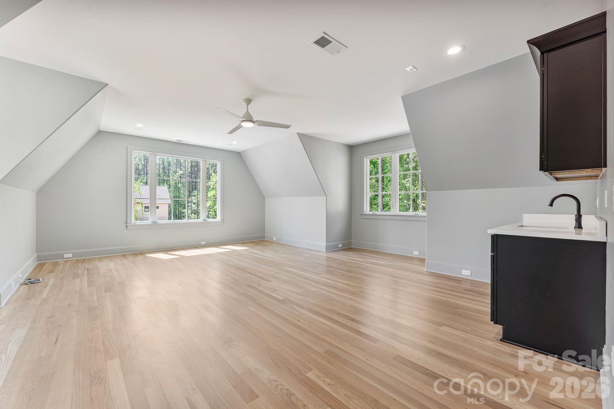 8016 Gulf Creek Road Property Photo 43