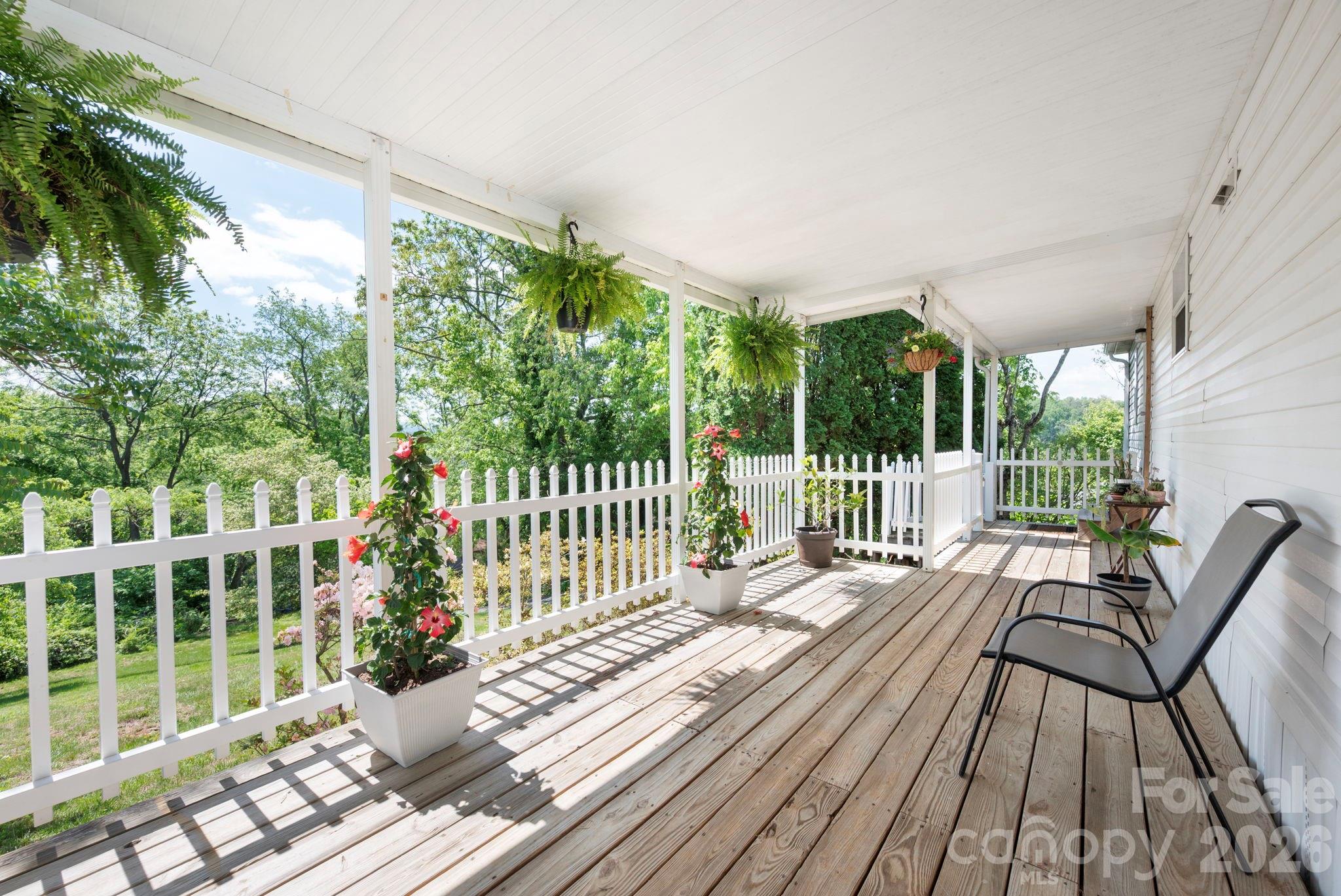 66 Green Oak Road Property Photo 1