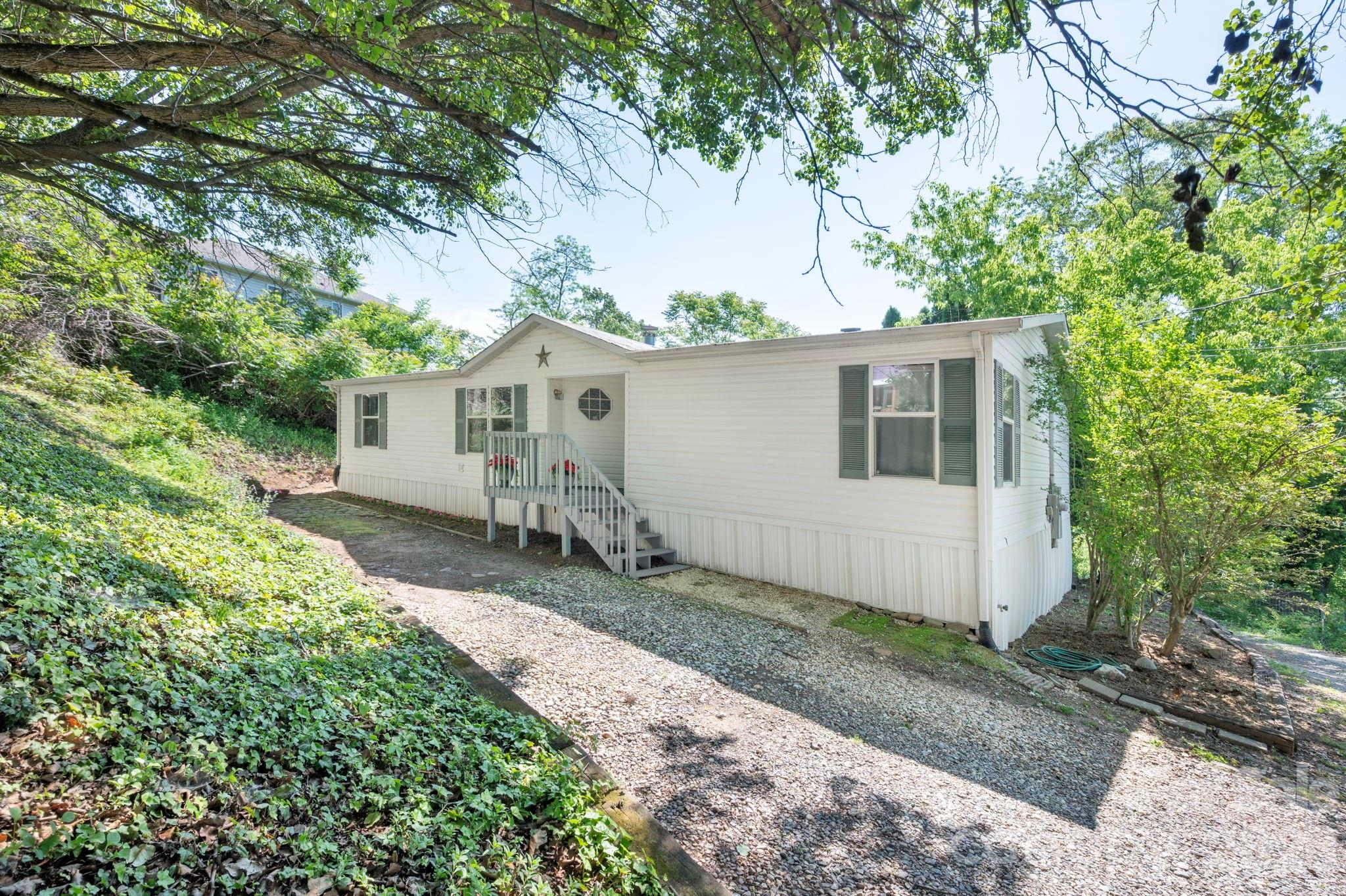66 Green Oak Road Property Photo 3