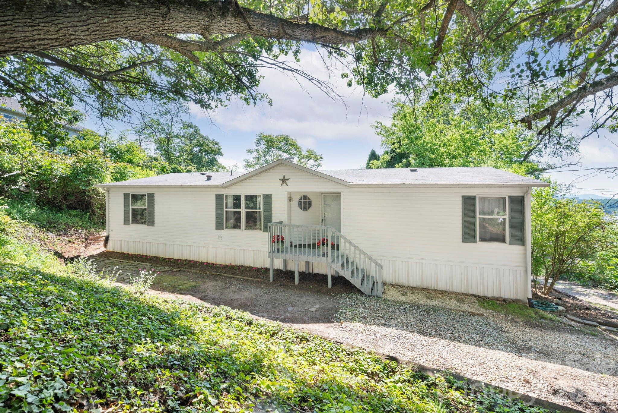 66 Green Oak Road Property Photo 4