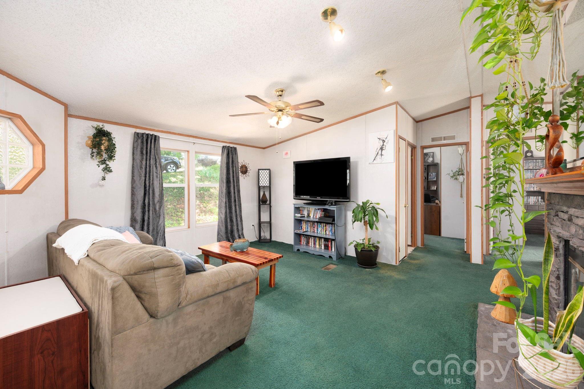 66 Green Oak Road Property Photo 11