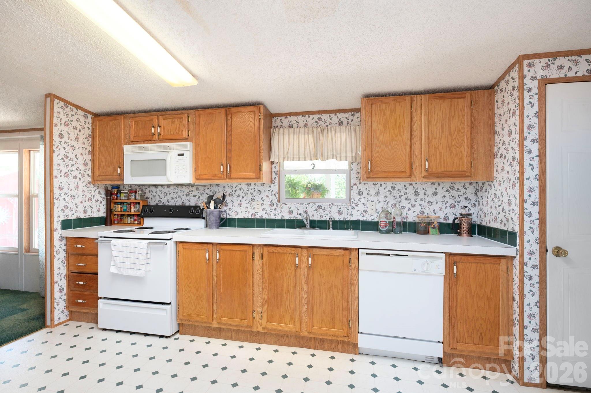 66 Green Oak Road Property Photo 14