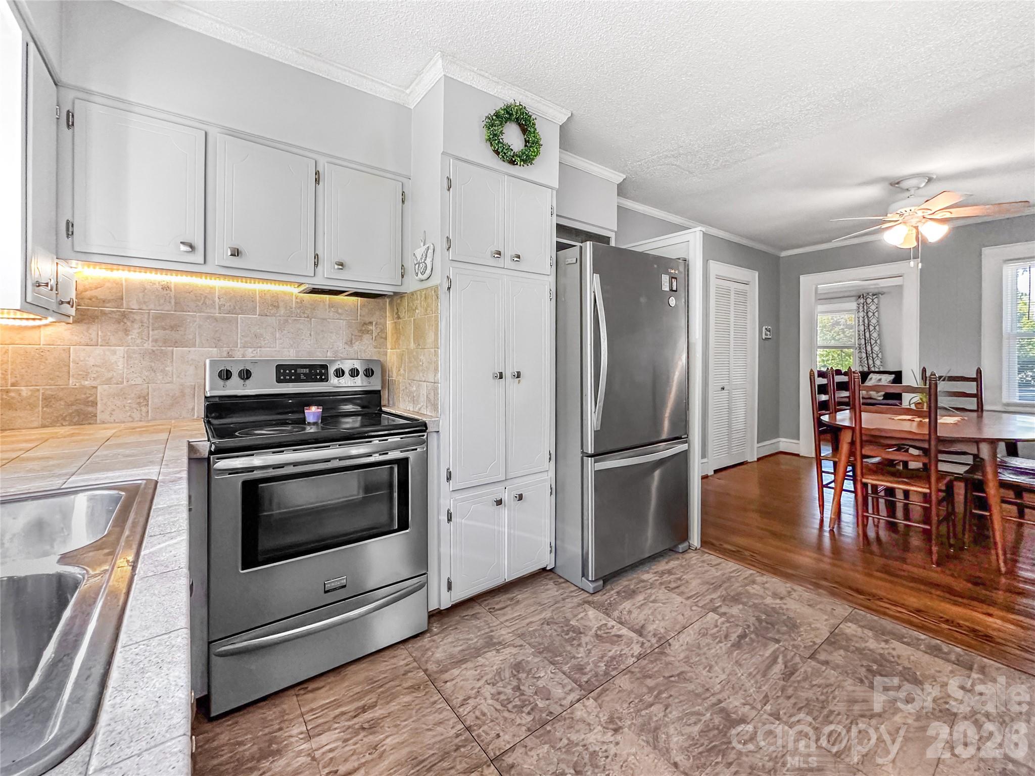 516 Margaret Drive Property Photo 13