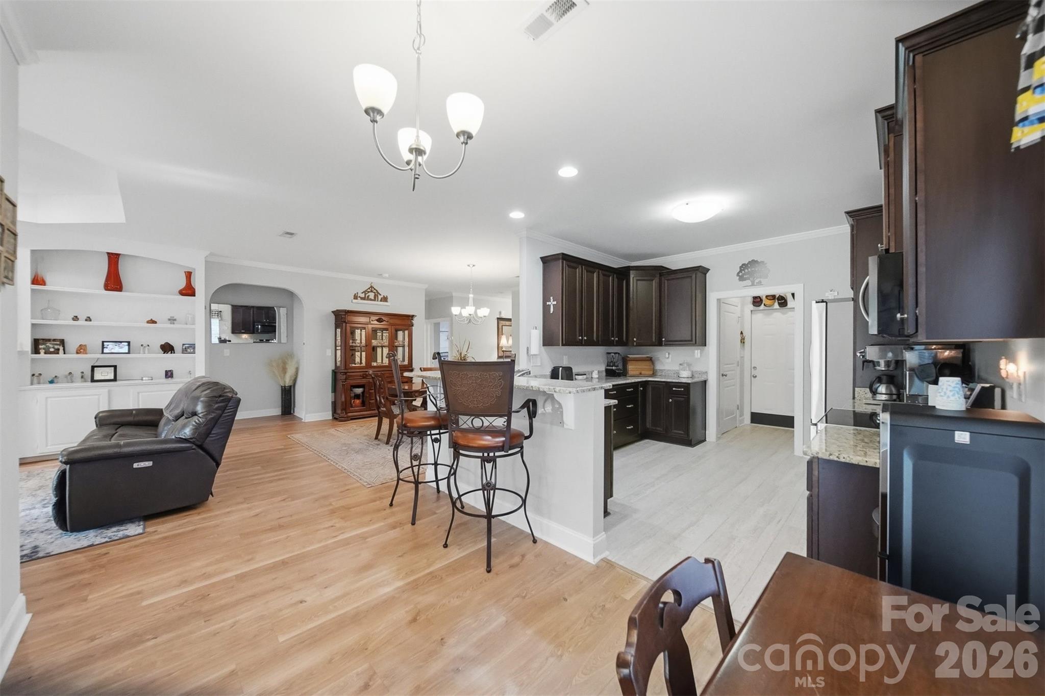 453 Pepperstone Drive Property Photo 13