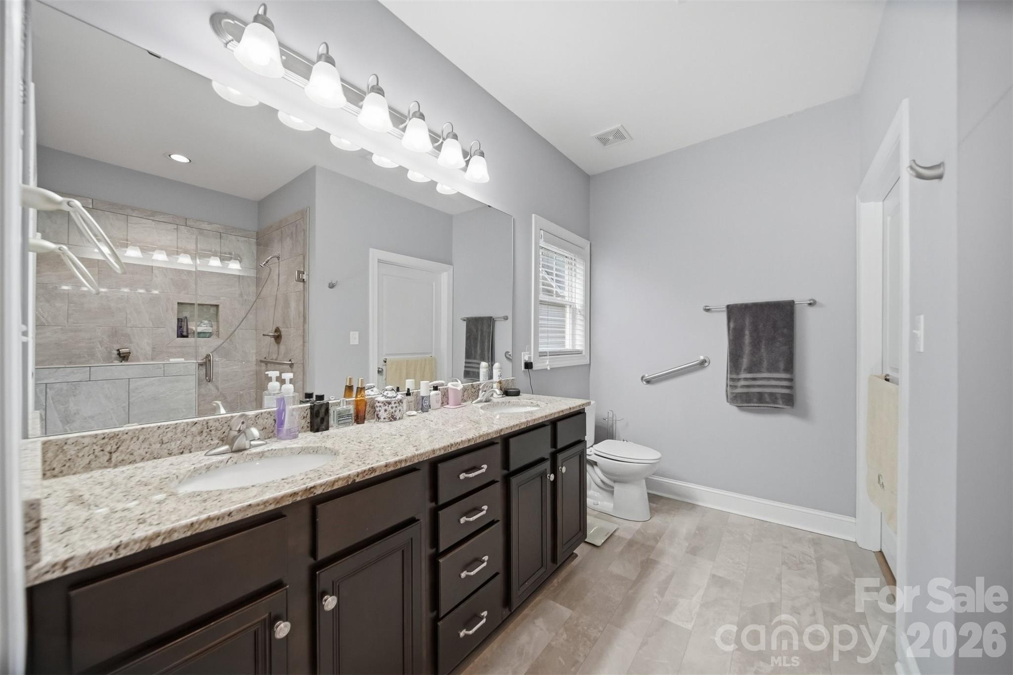 453 Pepperstone Drive Property Photo 28
