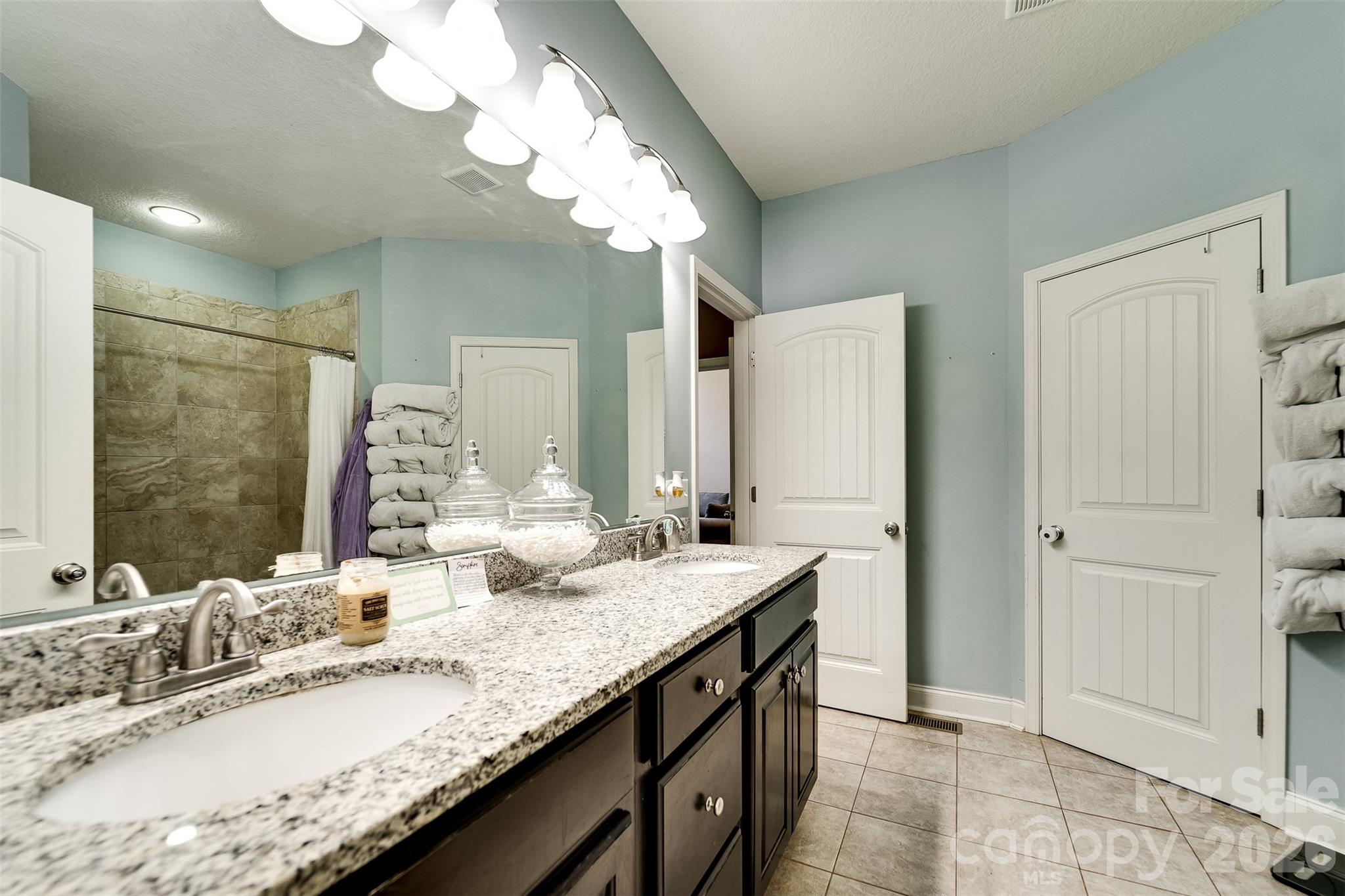 266 Egret Lane 6 & 7 Property Photo 12