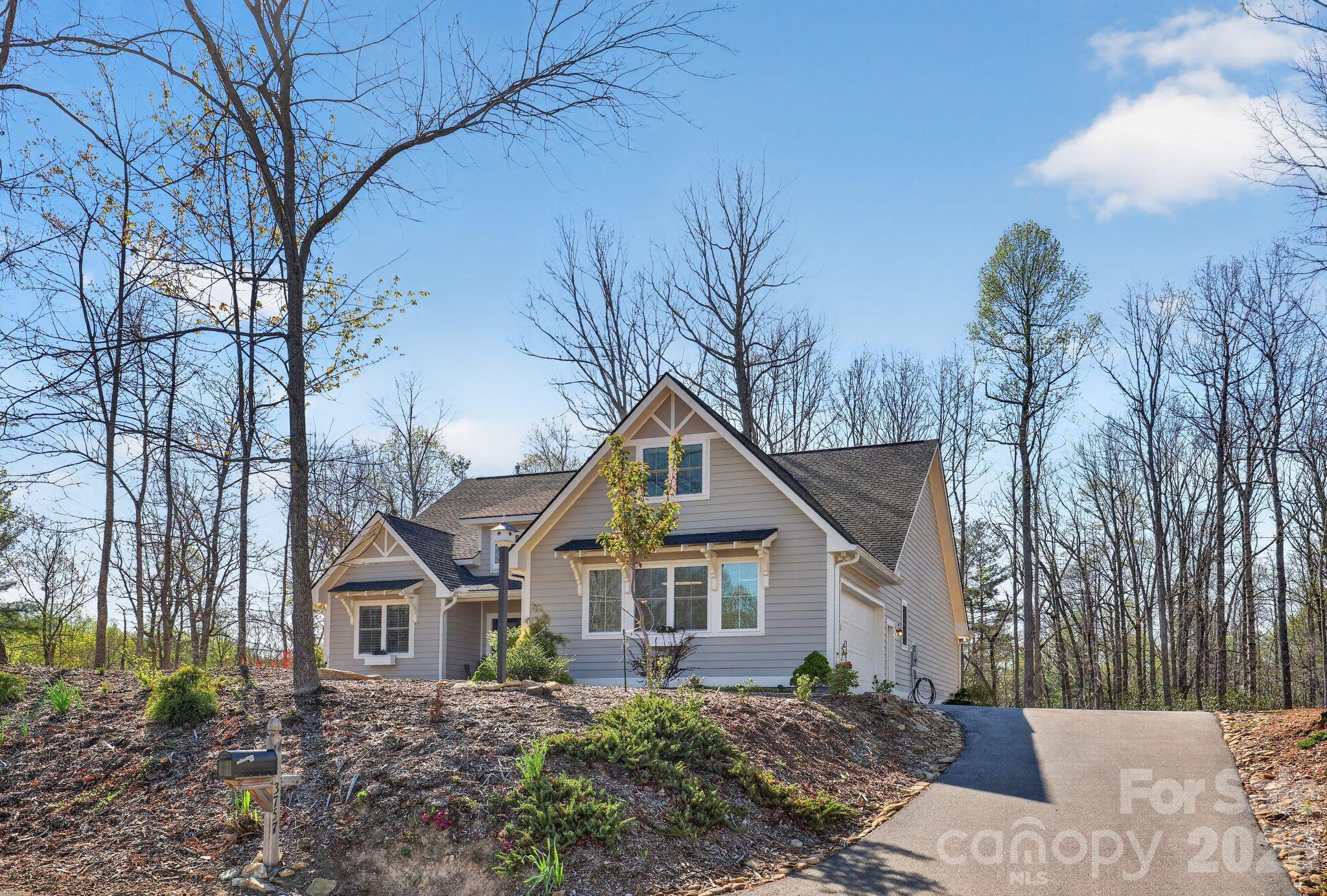 3757 Laurel Park Highway Property Photo 3