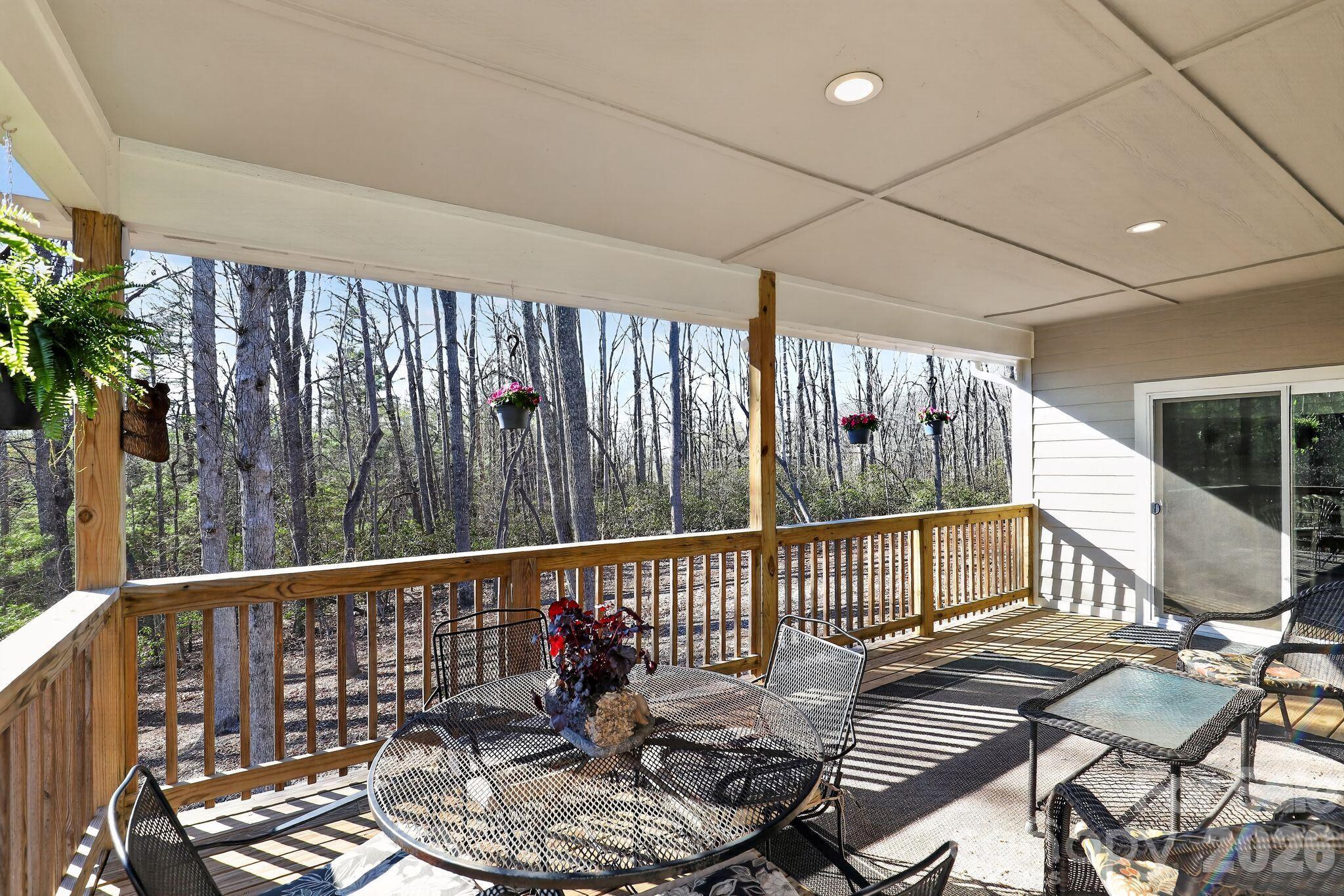 3757 Laurel Park Highway Property Photo 6
