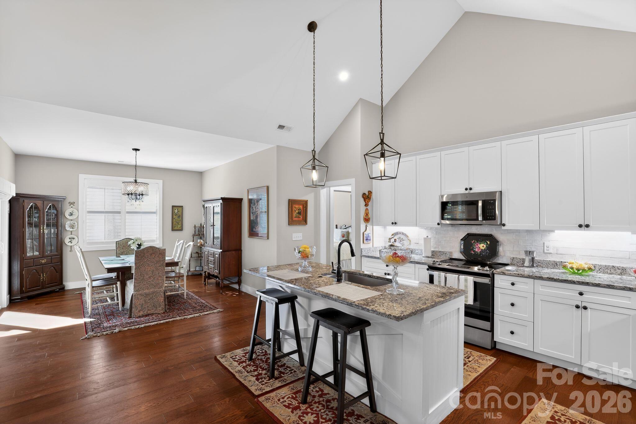 3757 Laurel Park Highway Property Photo 23