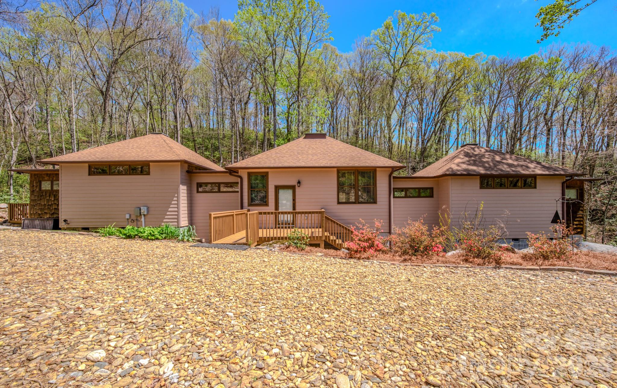 426 Cook Town Road Property Photo 4