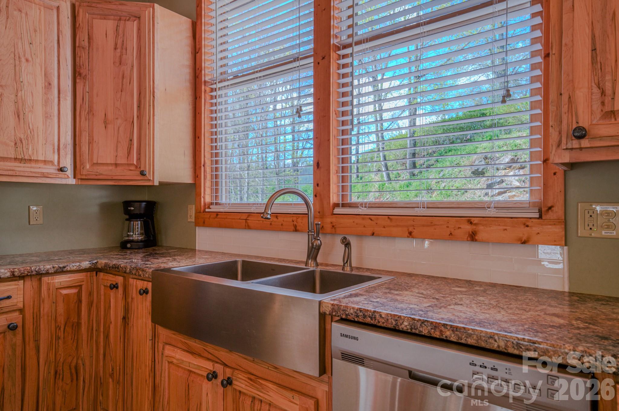 426 Cook Town Road Property Photo 7
