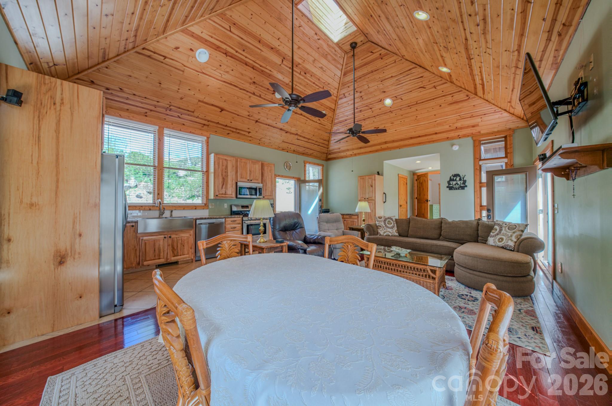 426 Cook Town Road Property Photo 10