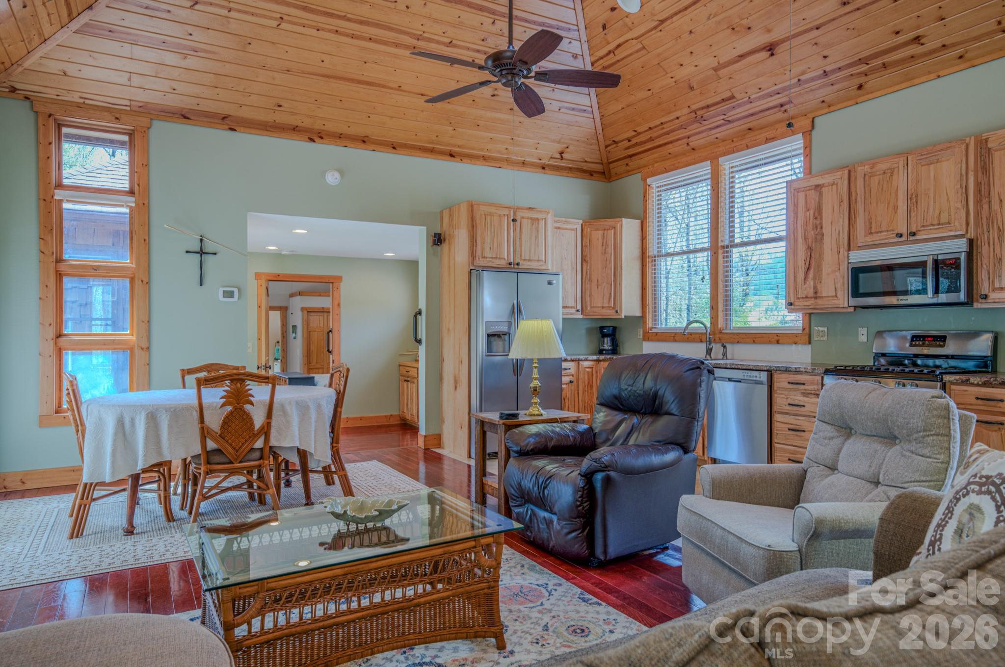 426 Cook Town Road Property Photo 13