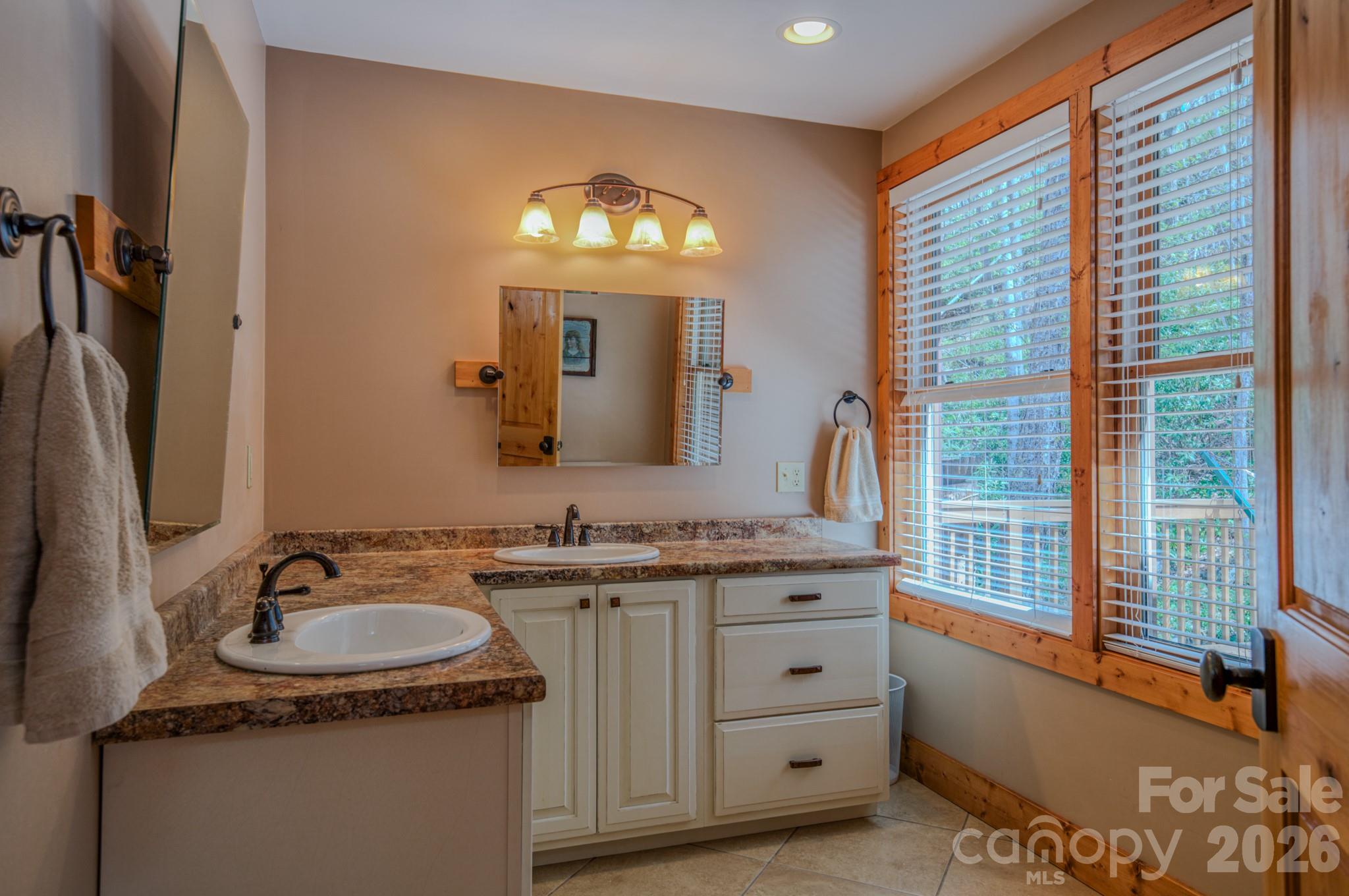 426 Cook Town Road Property Photo 18