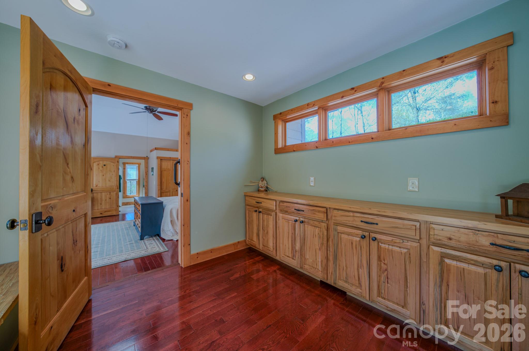 426 Cook Town Road Property Photo 25