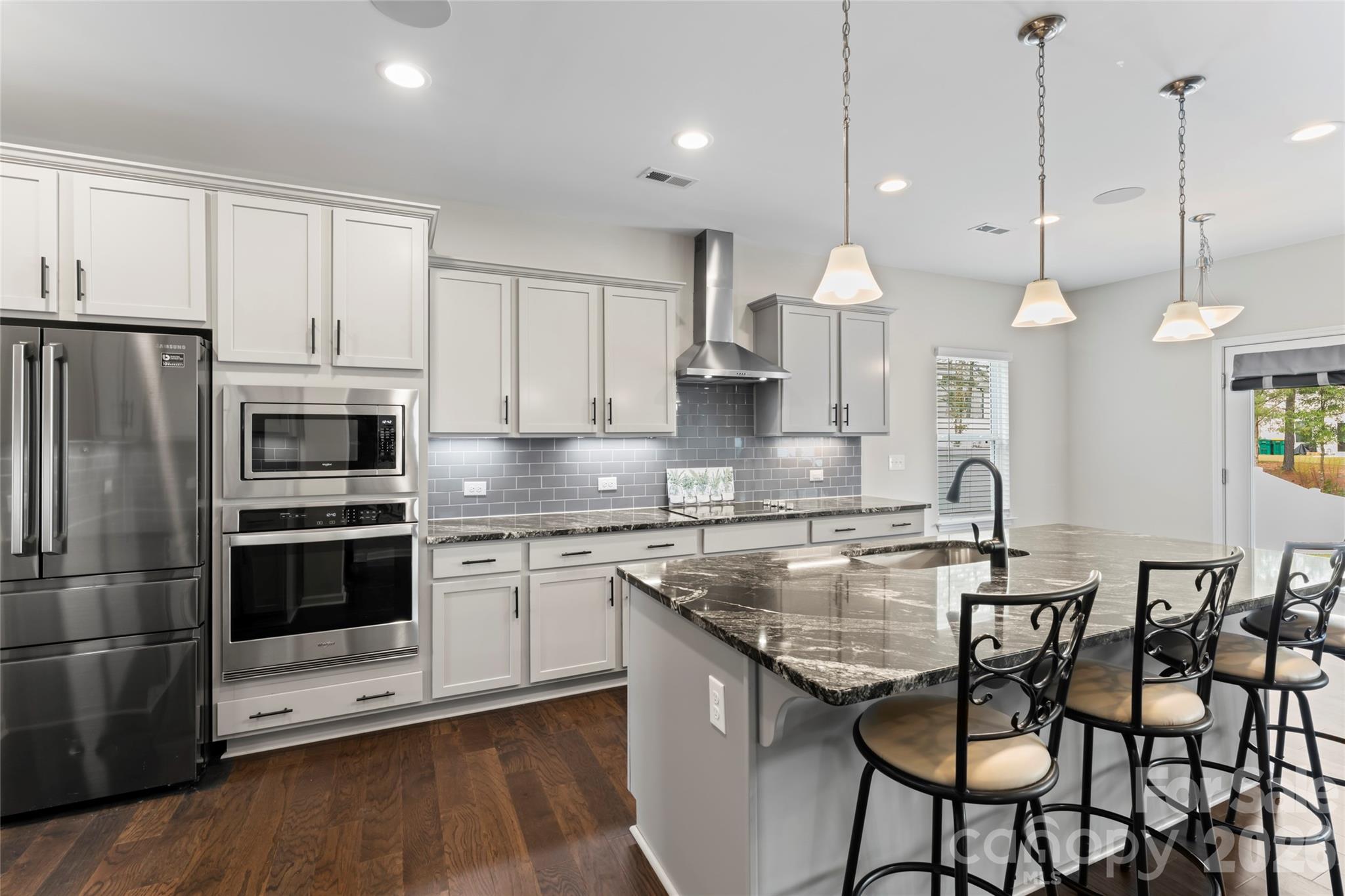 2014 Mcdonald Drive Property Photo 2