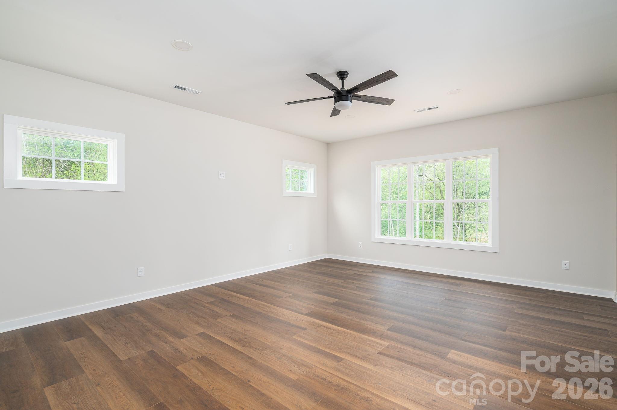 17 Tennyson Drive Property Photo 10