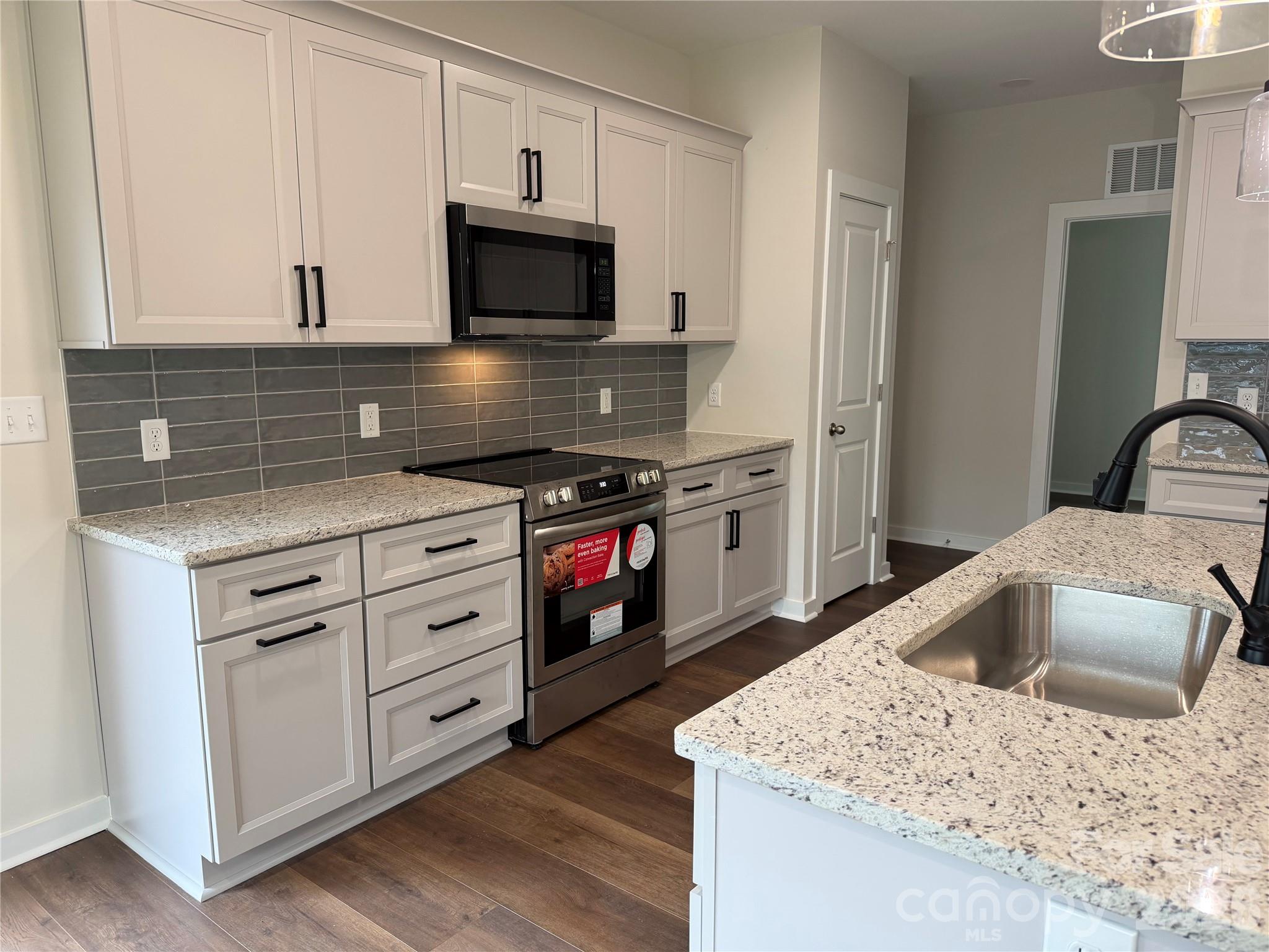 17 Tennyson Drive Property Photo 13