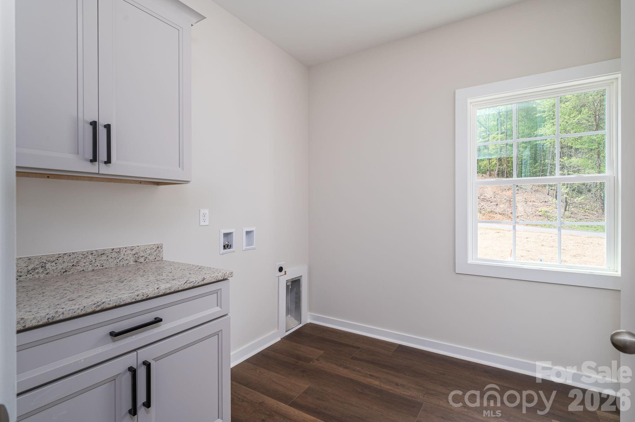 17 Tennyson Drive Property Photo 32