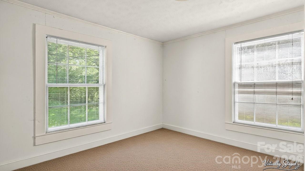 515 E Torbush Drive Property Photo 14