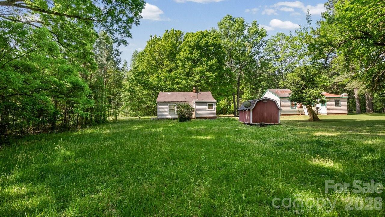 515 E Torbush Drive Property Photo 16
