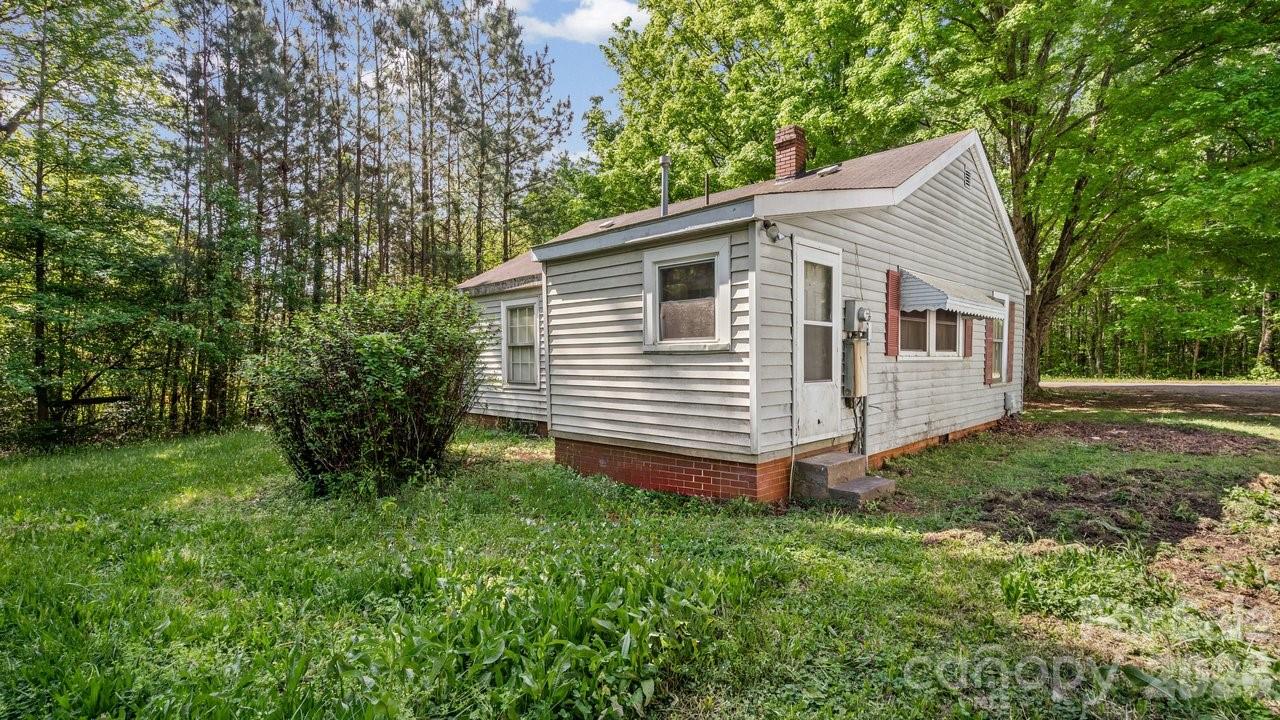 515 E Torbush Drive Property Photo 18