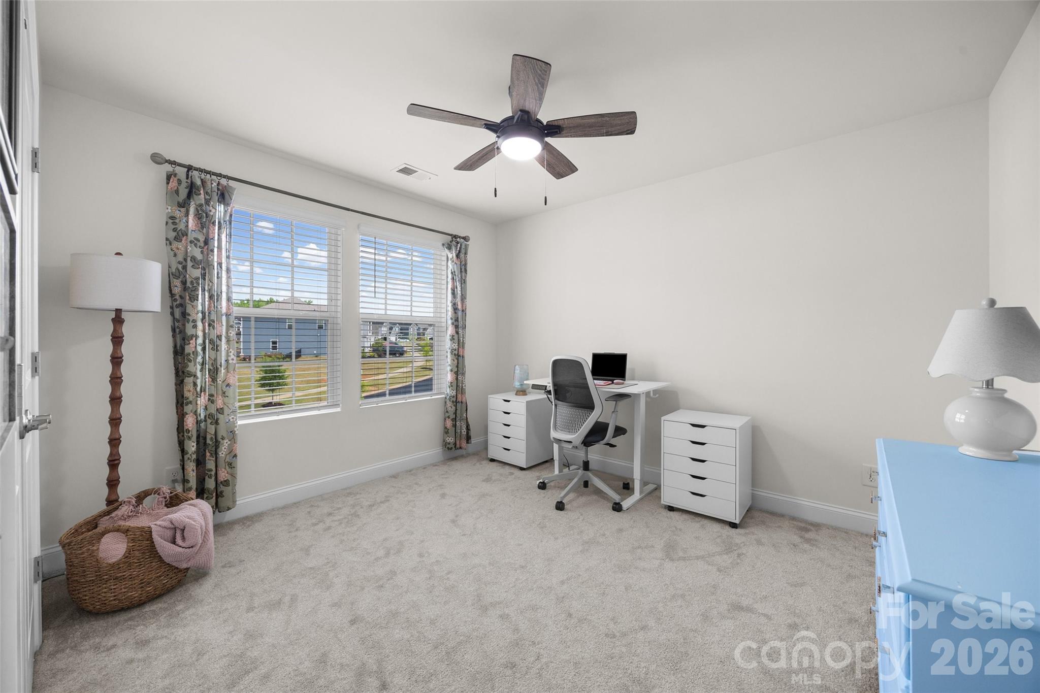 1521 Black Walnut Street Property Photo 19