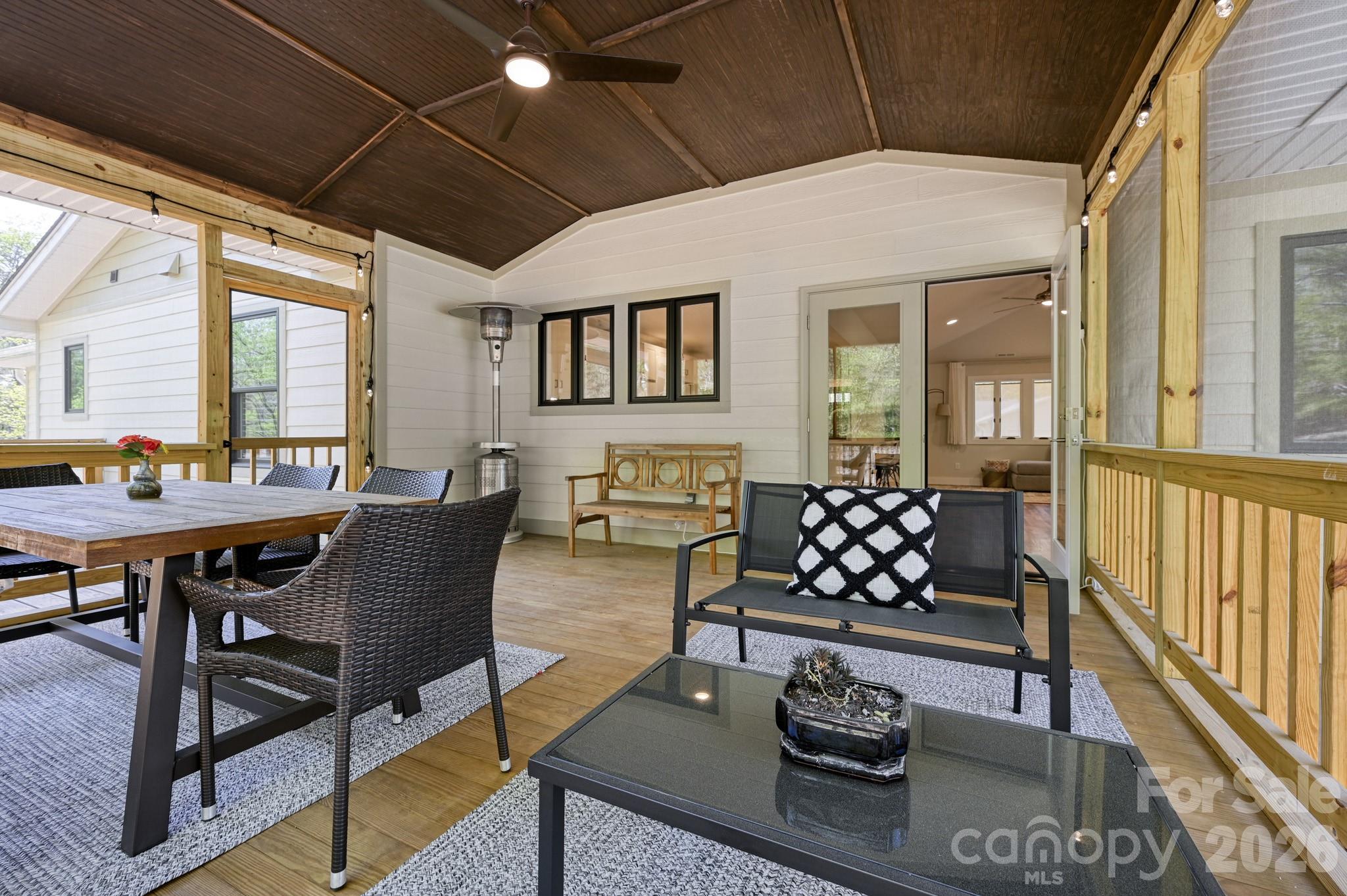 1048 Jenkins Valley Road Property Photo 22