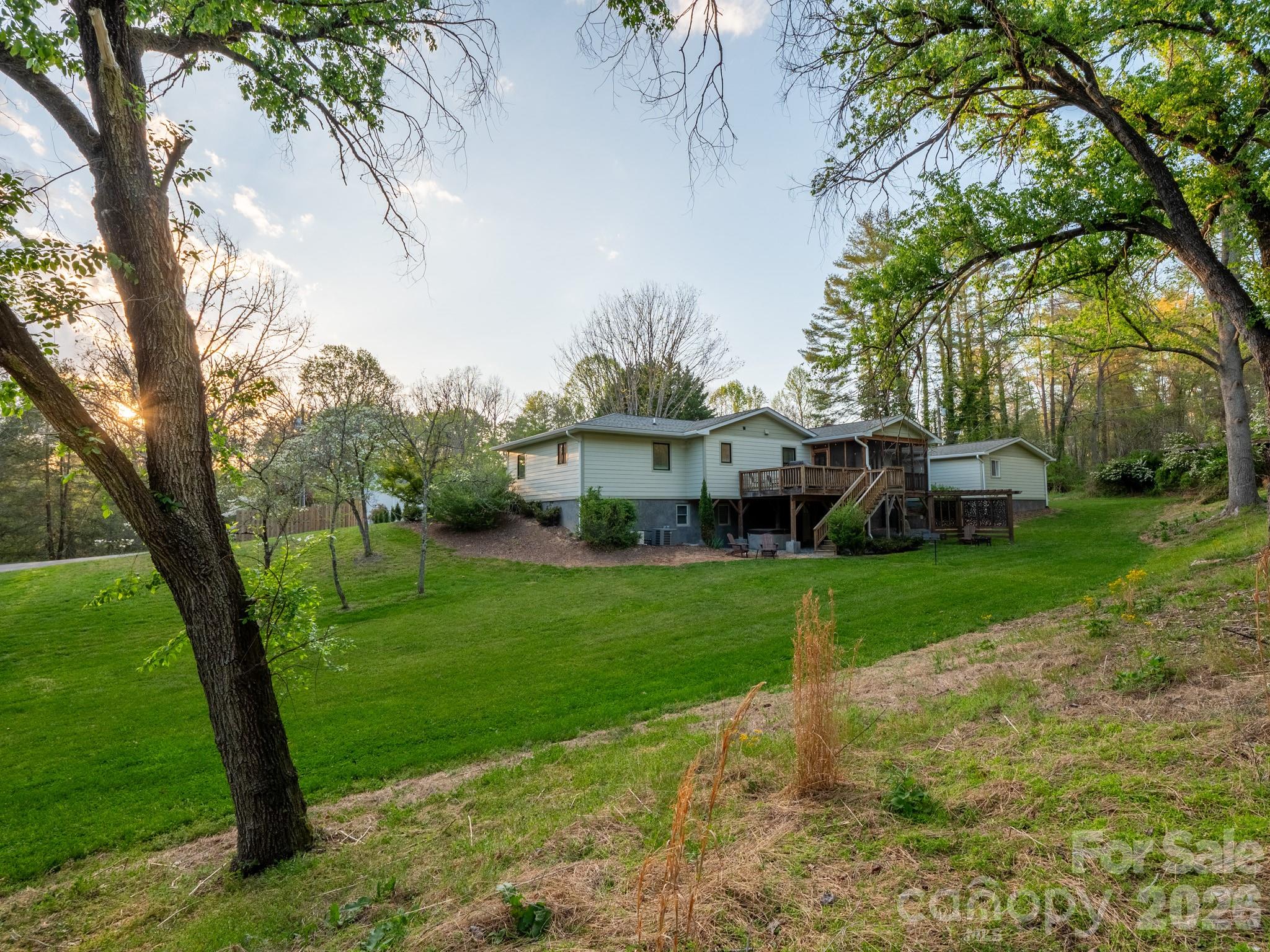 1048 Jenkins Valley Road Property Photo 24