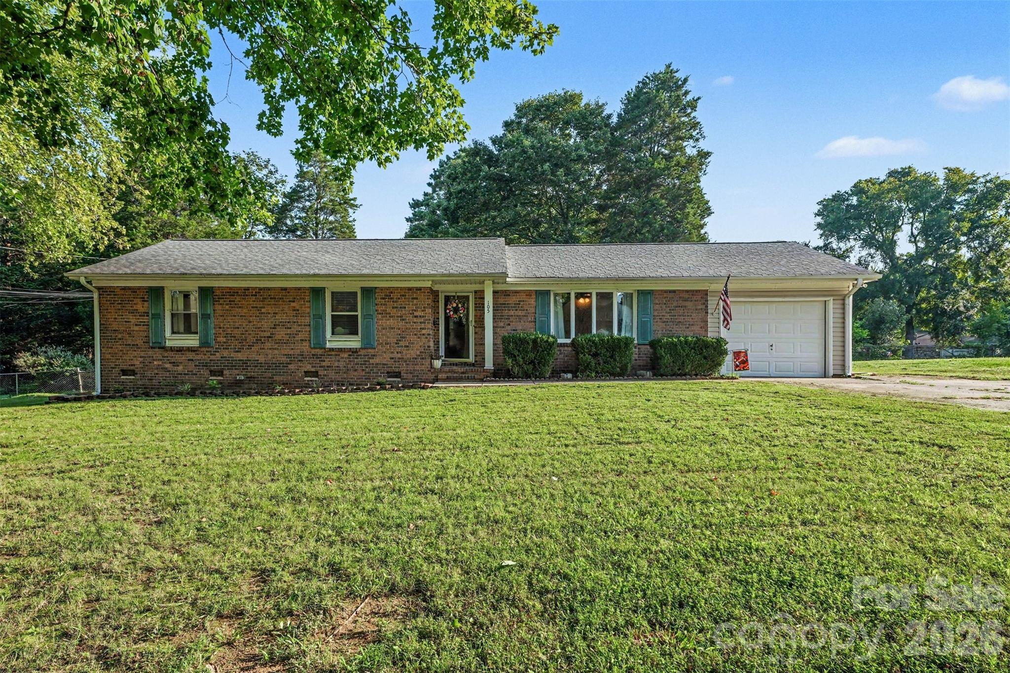 105 Stoneybrook Road Property Photo 1
