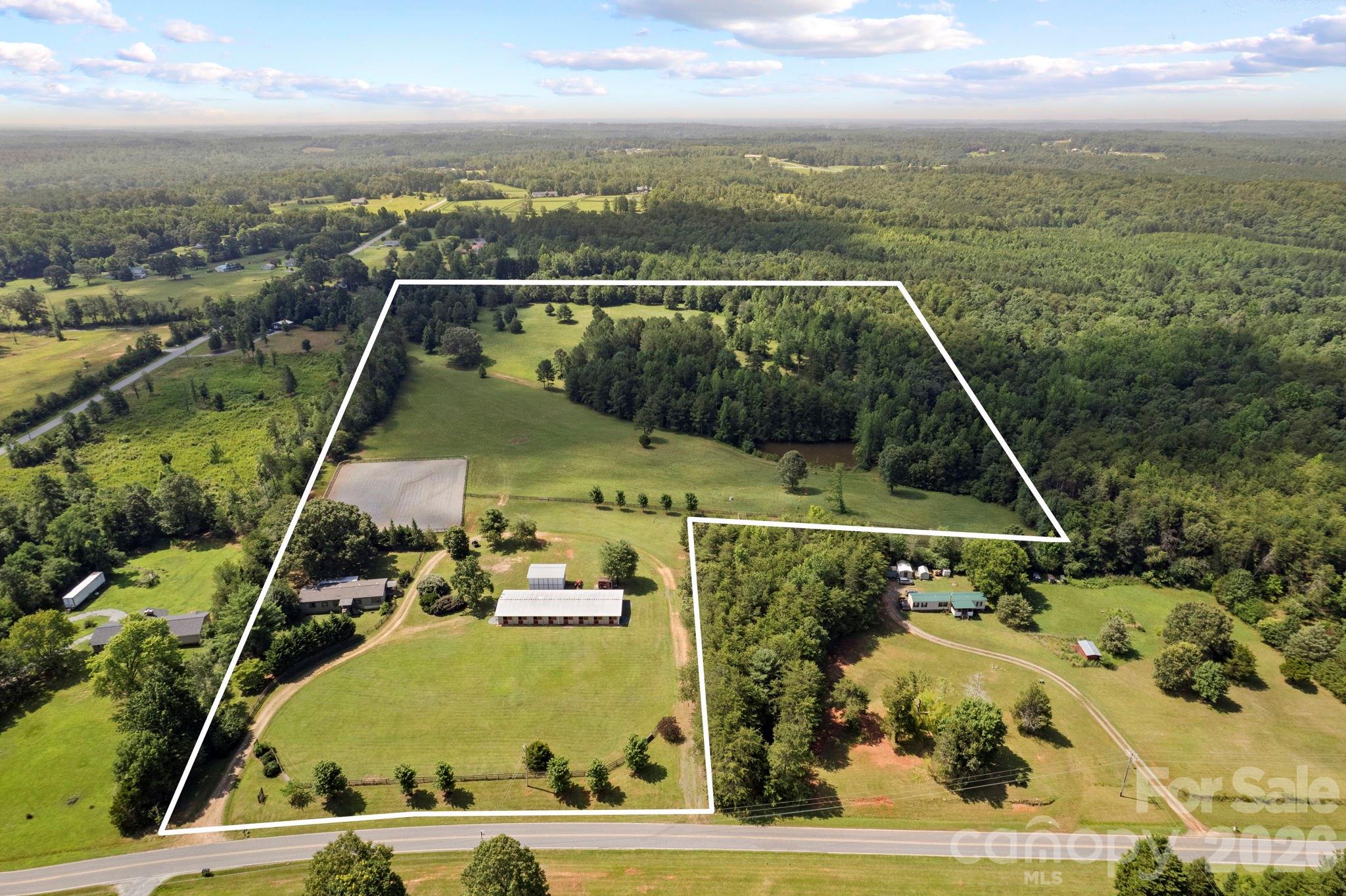 1896 E Green Creek Drive Property Photo 1