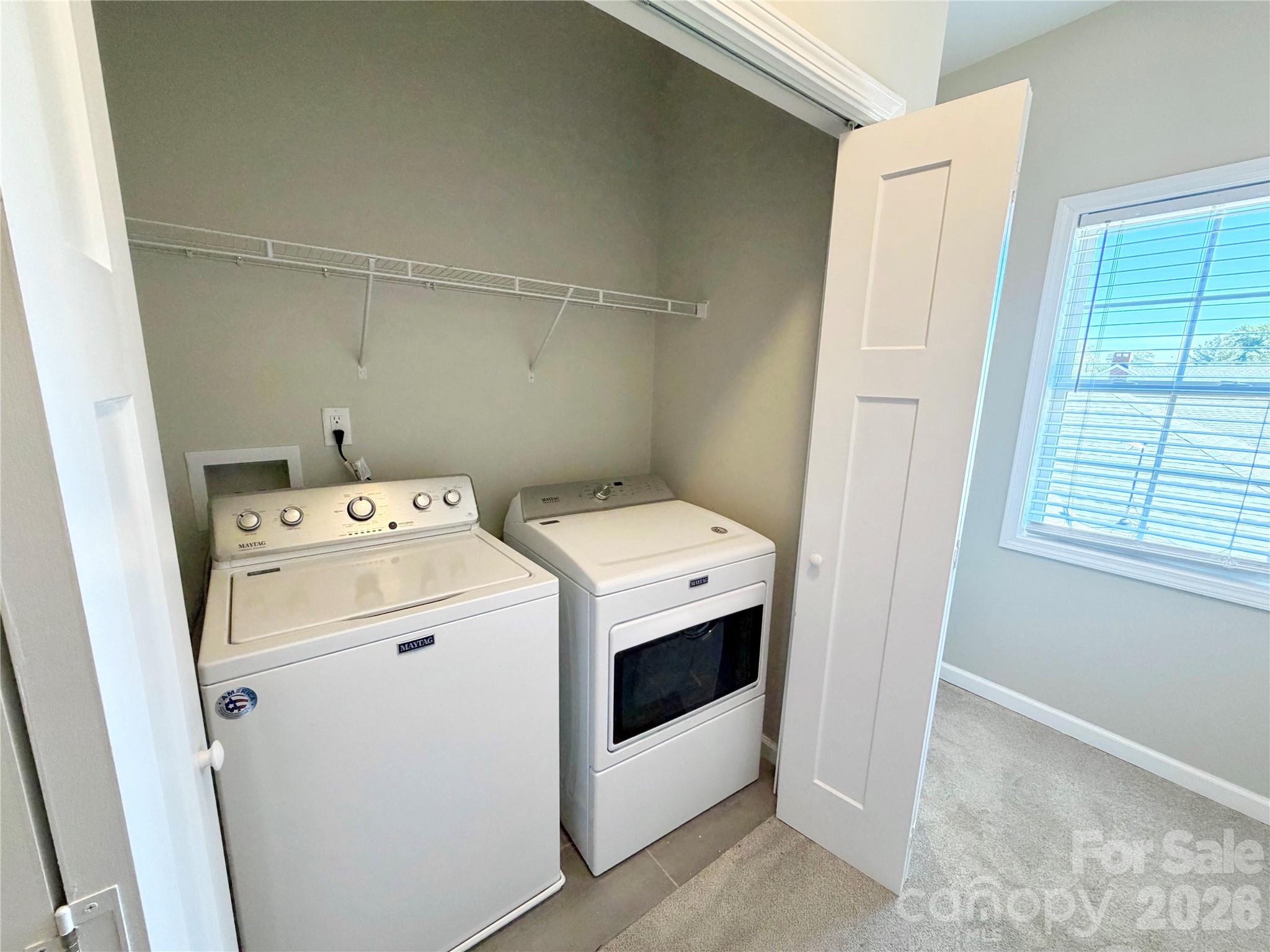 229 W G Street Property Photo 9