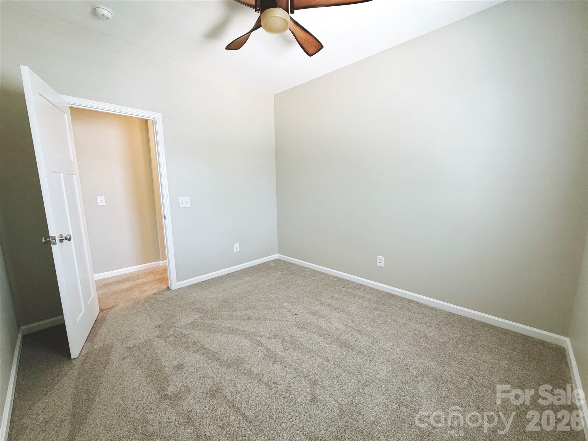 229 W G Street Property Photo 10
