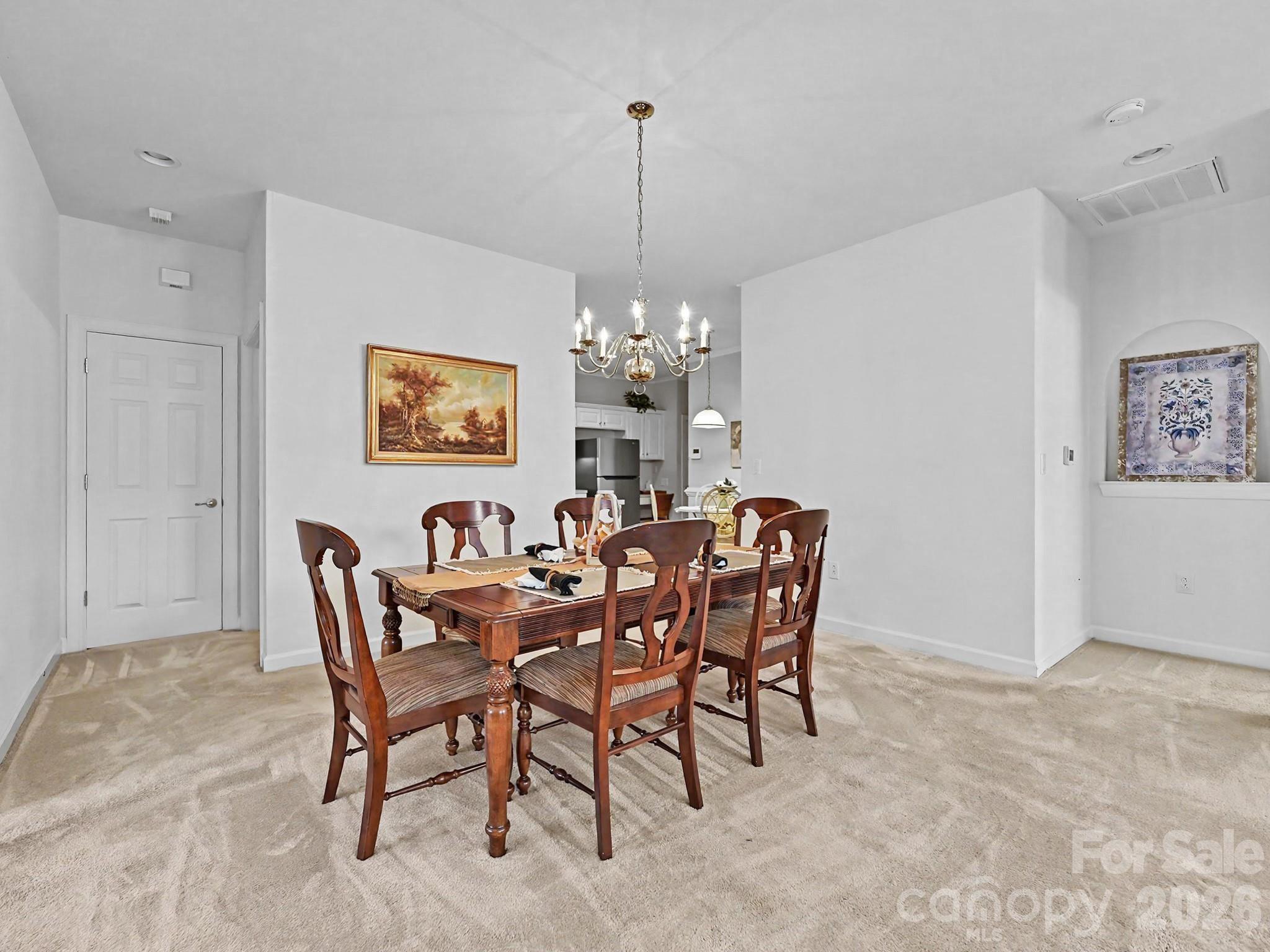 8655 Windsor Ridge Drive Property Photo 13