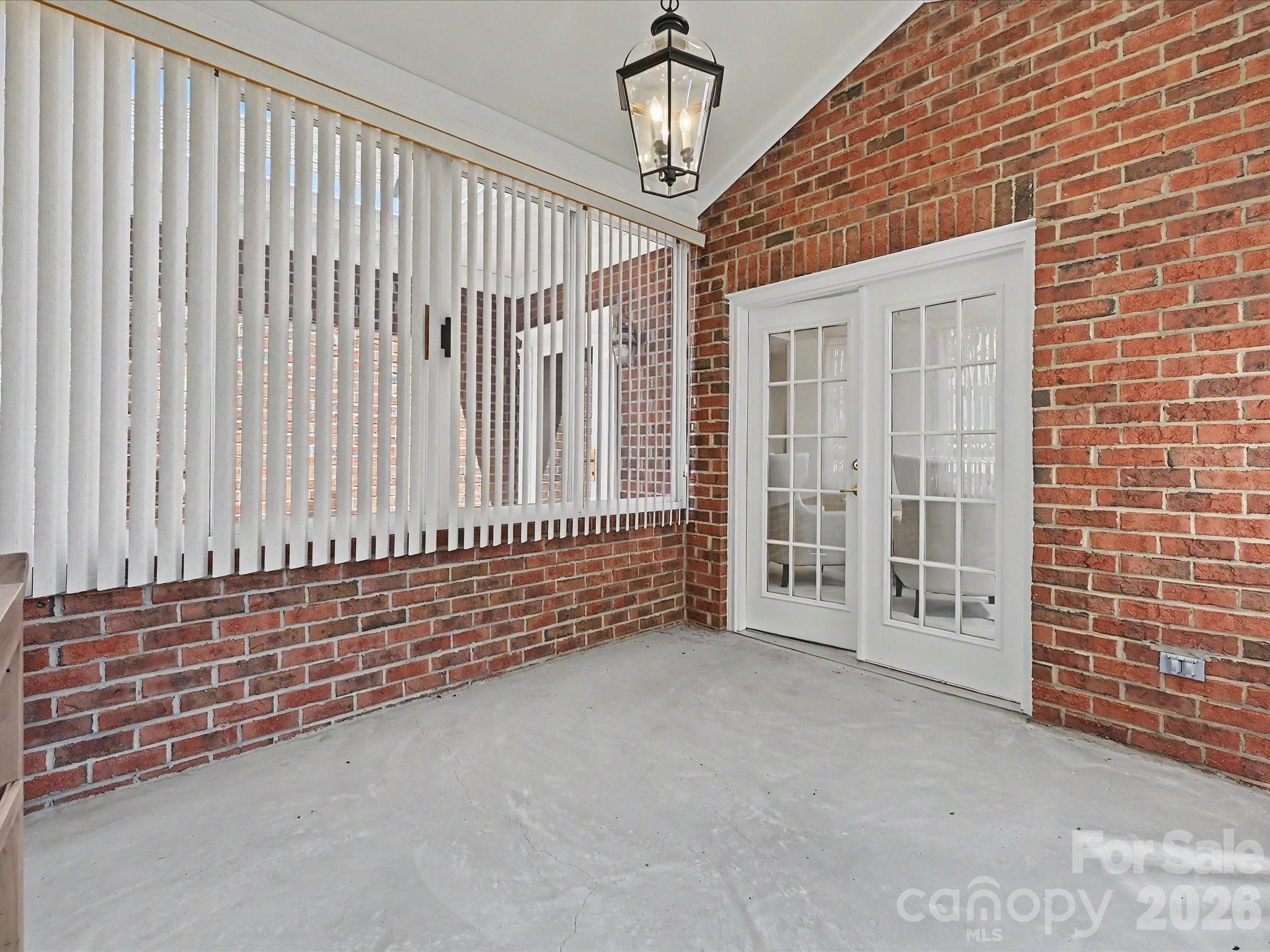 8655 Windsor Ridge Drive Property Photo 21