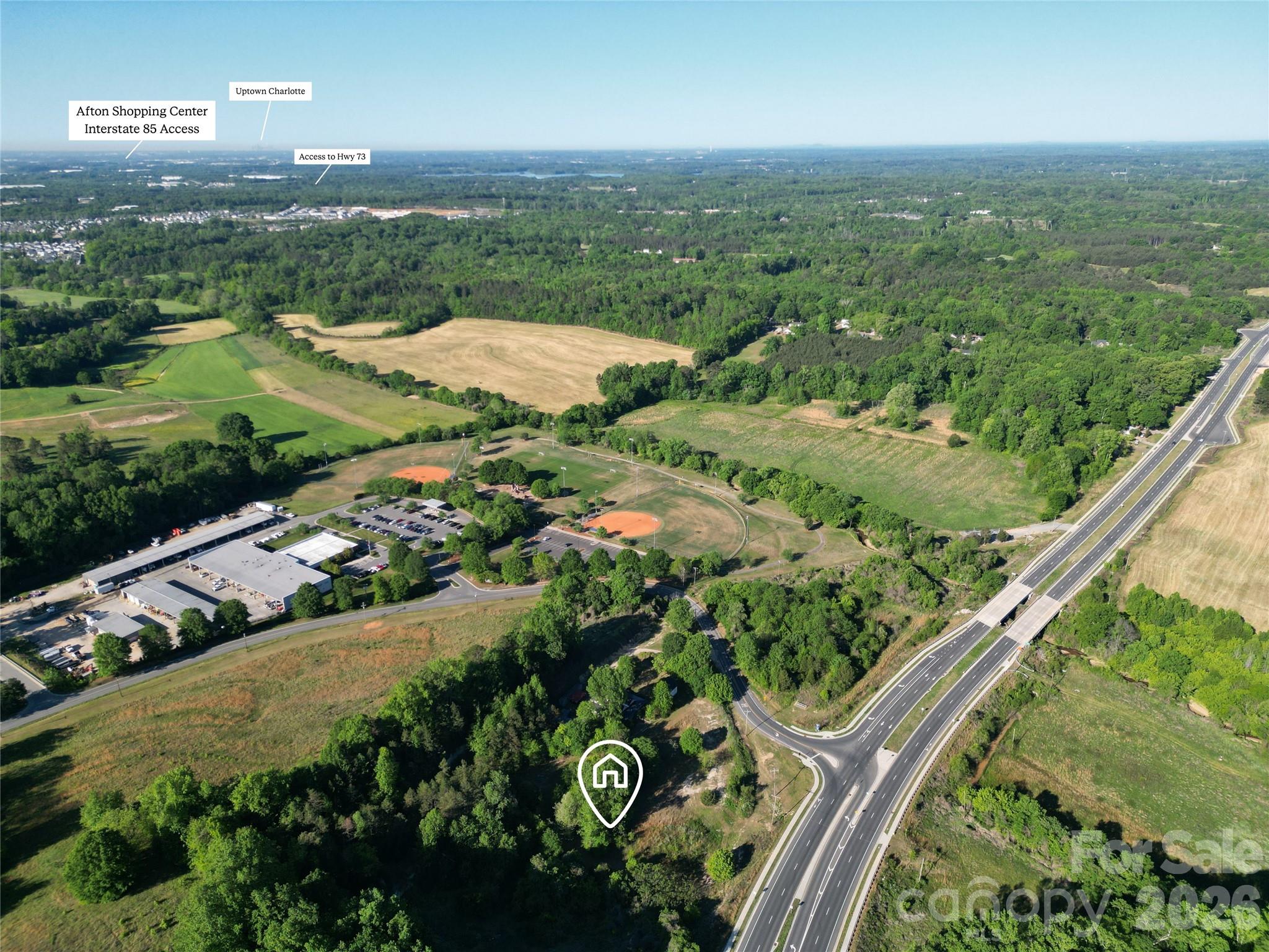 1500 Bethpage Road Property Photo 9
