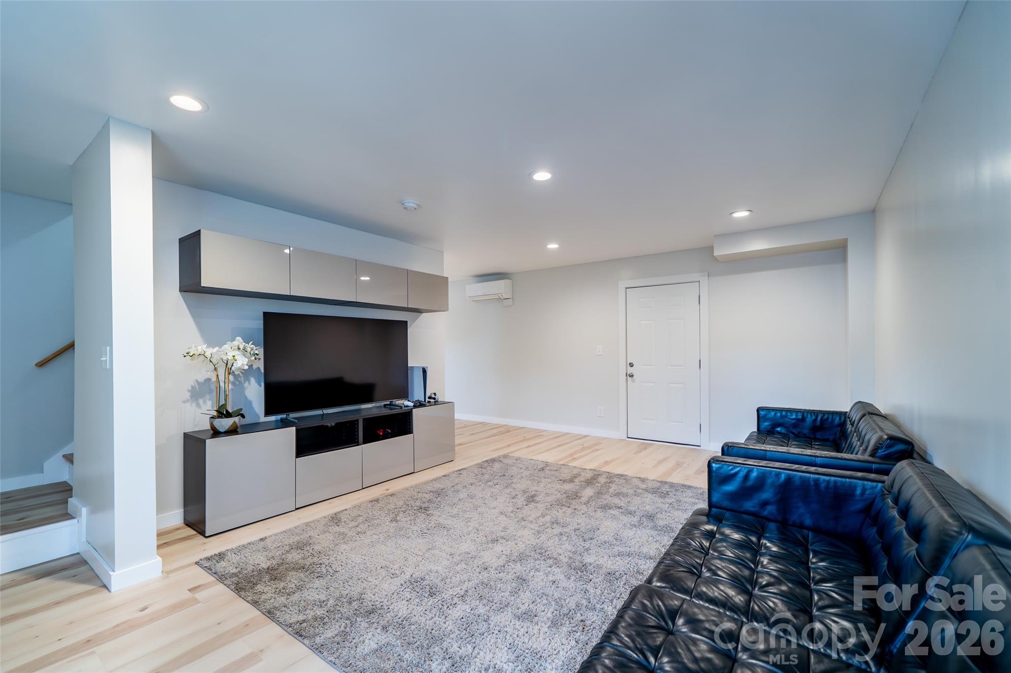 16 Danielbrooke Drive Property Photo 16