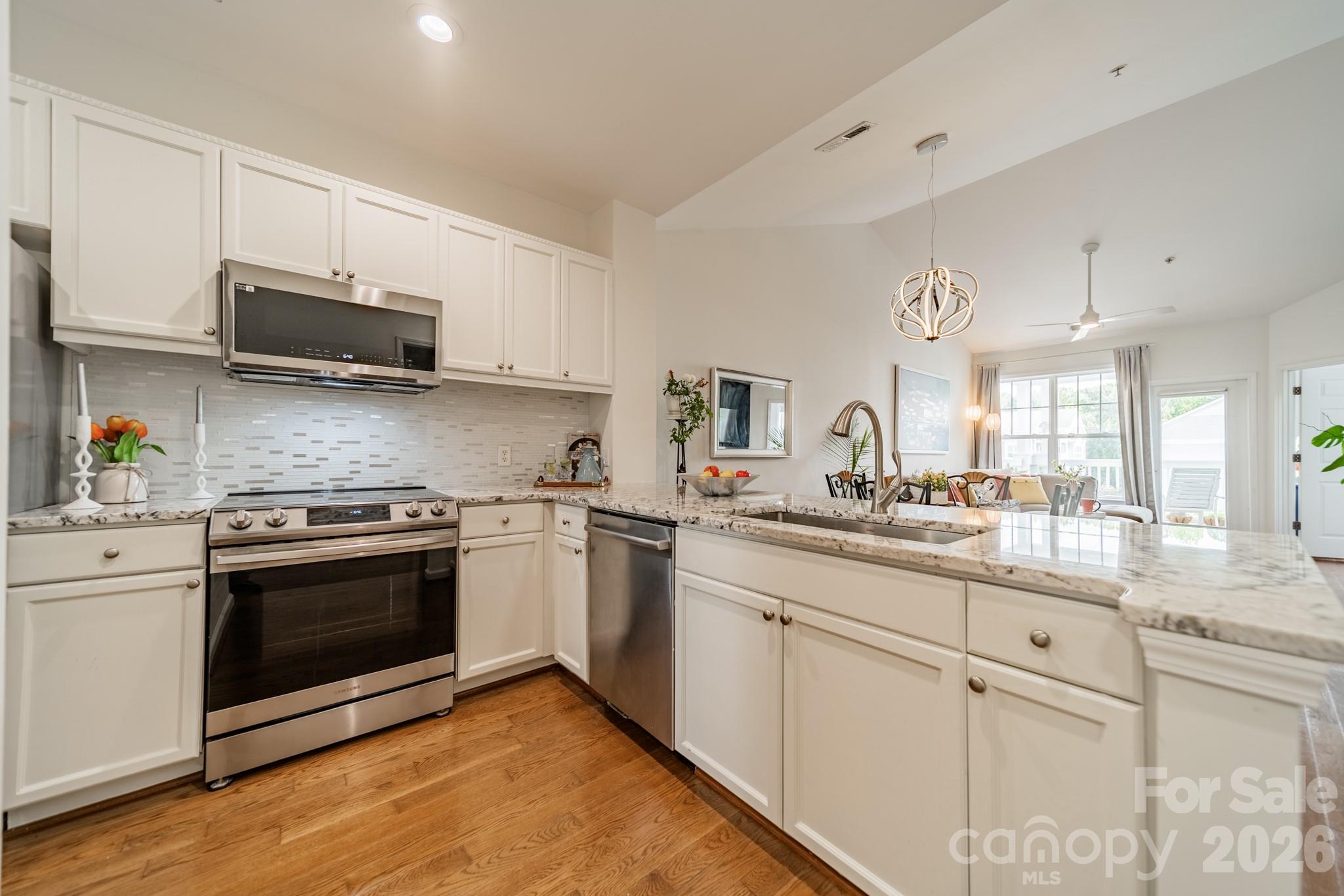 18736 Nautical Drive 305 Property Photo 6