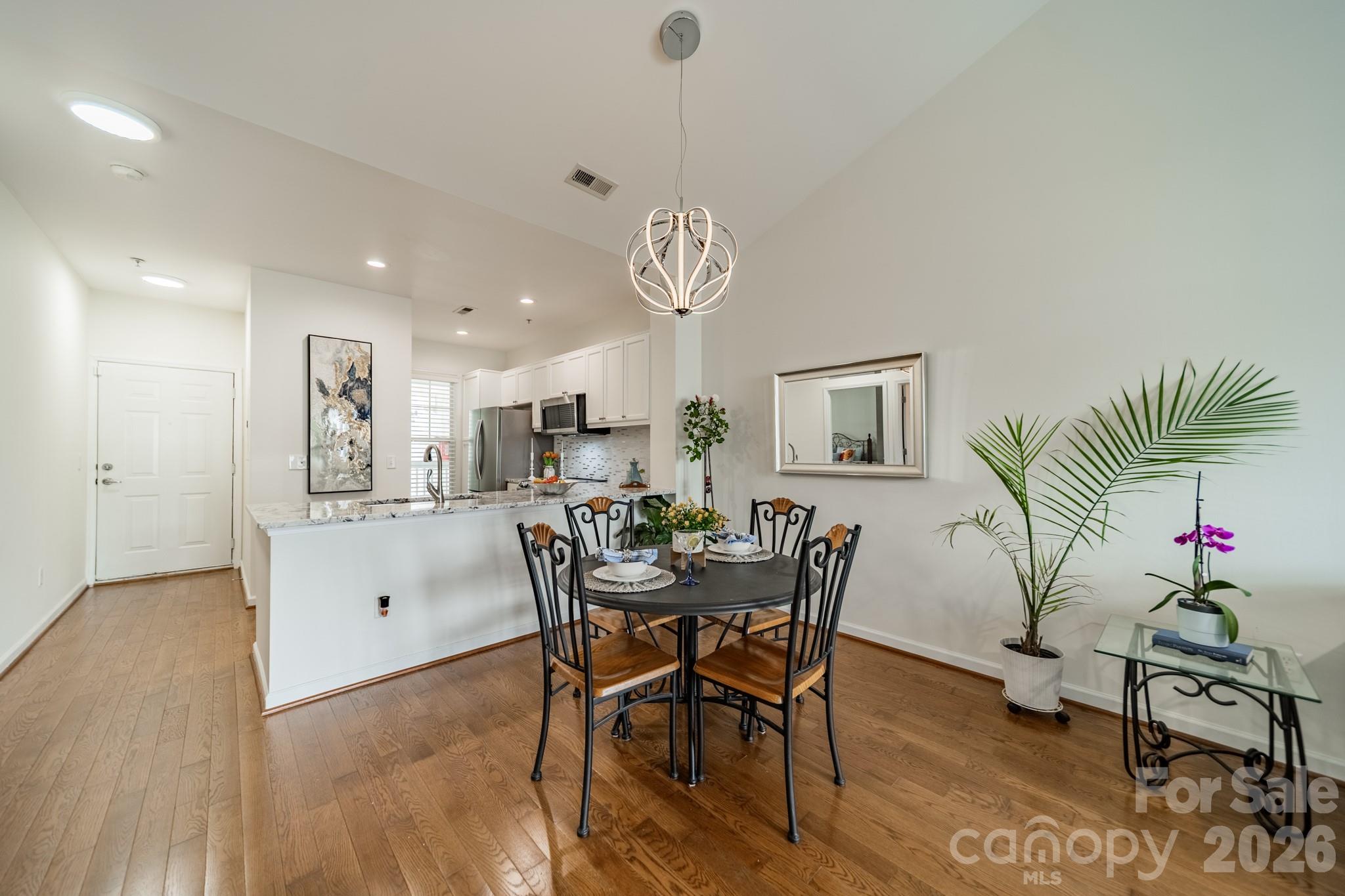 18736 Nautical Drive 305 Property Photo 8